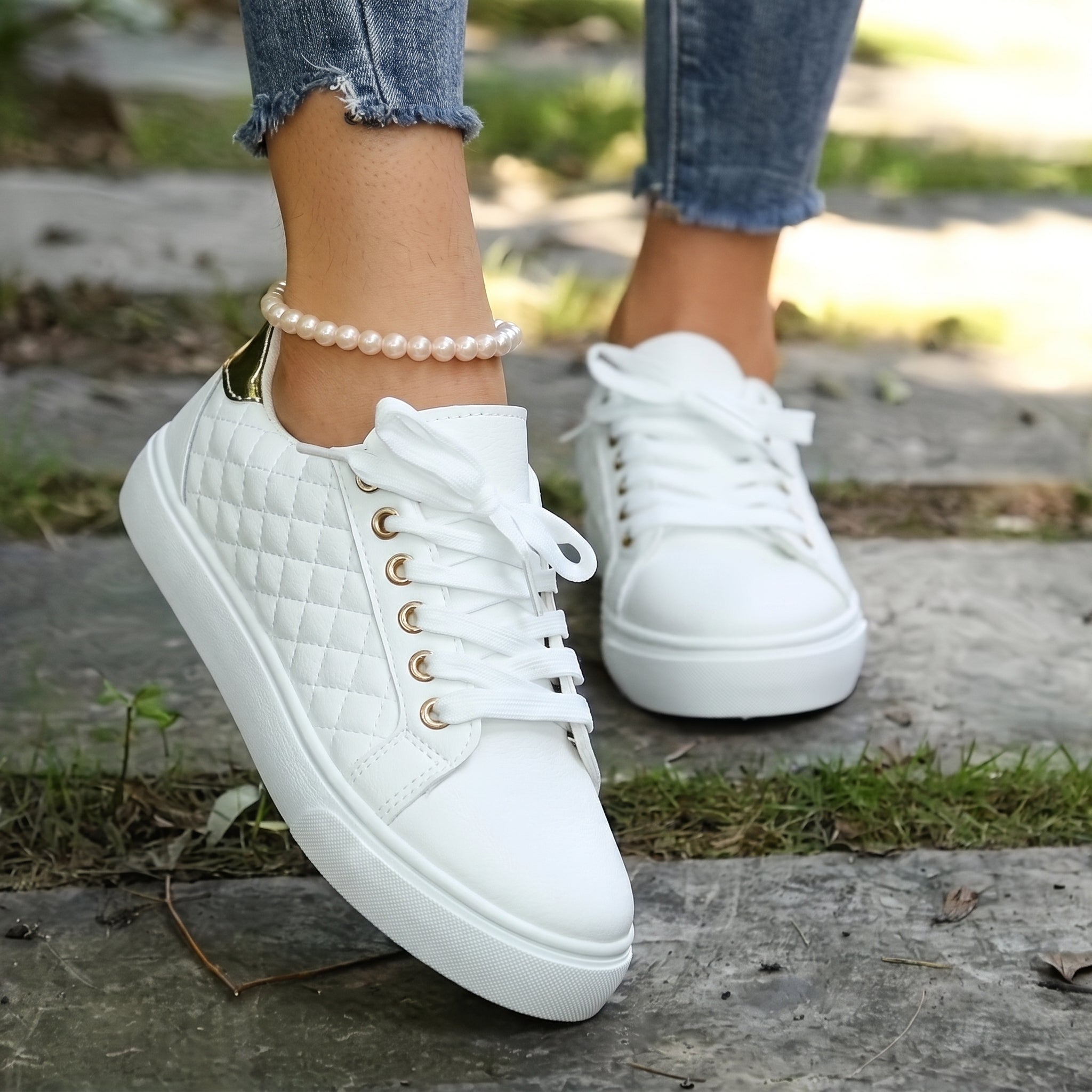 Alice - Women's Orthopaedic Quilted Low-Top Trainers