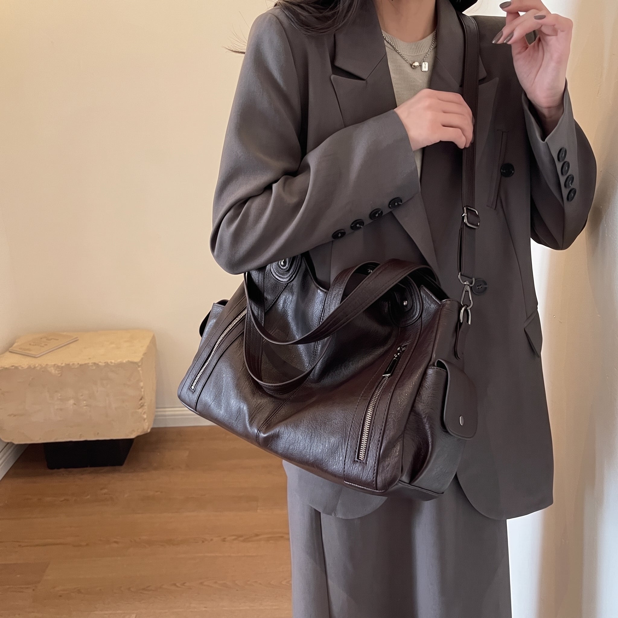 Sophie - Women's Dual Handles Shoulder Bag with Zip Pockets