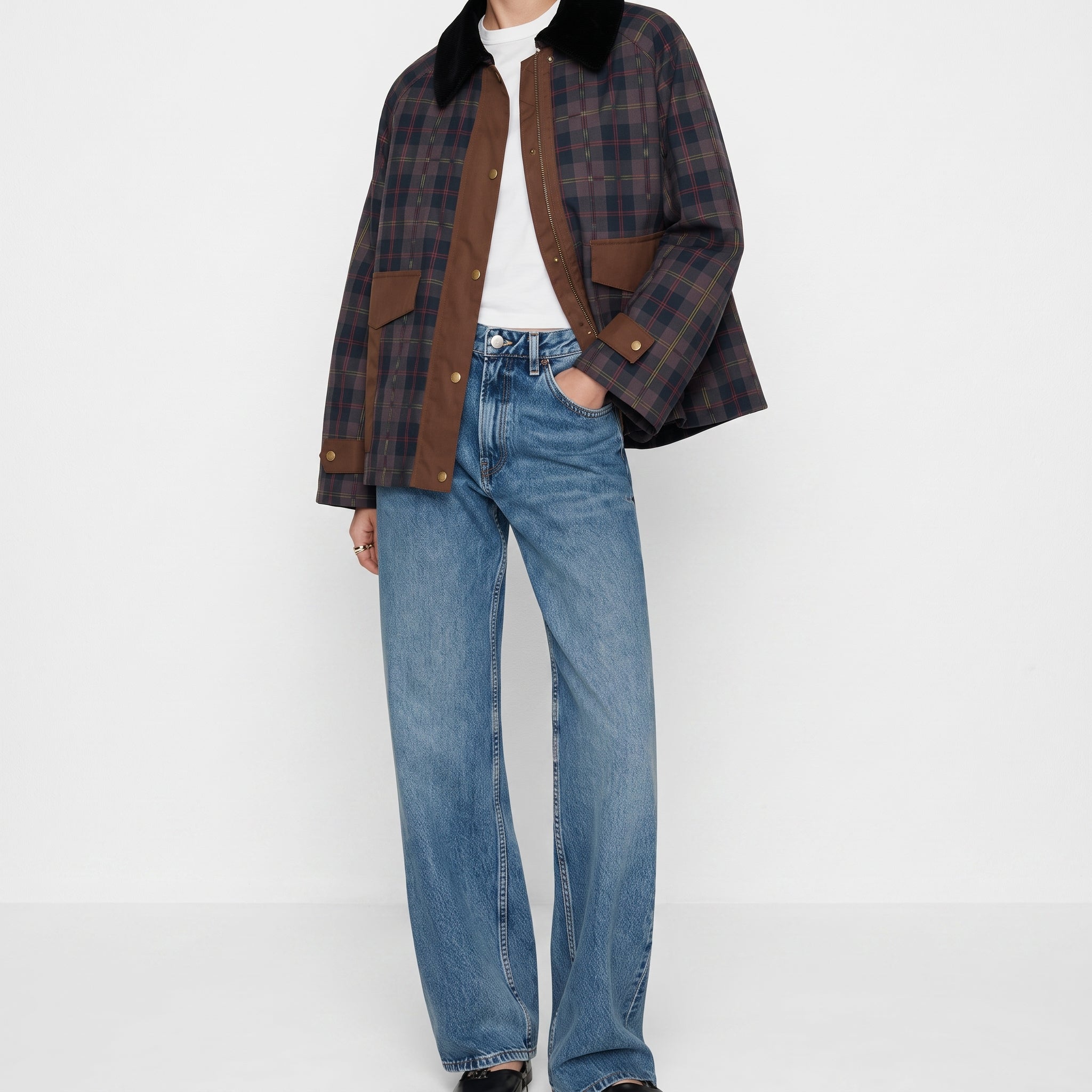 Charlotte - Women's Checked Jacket with Contast Collar and Button-Front
