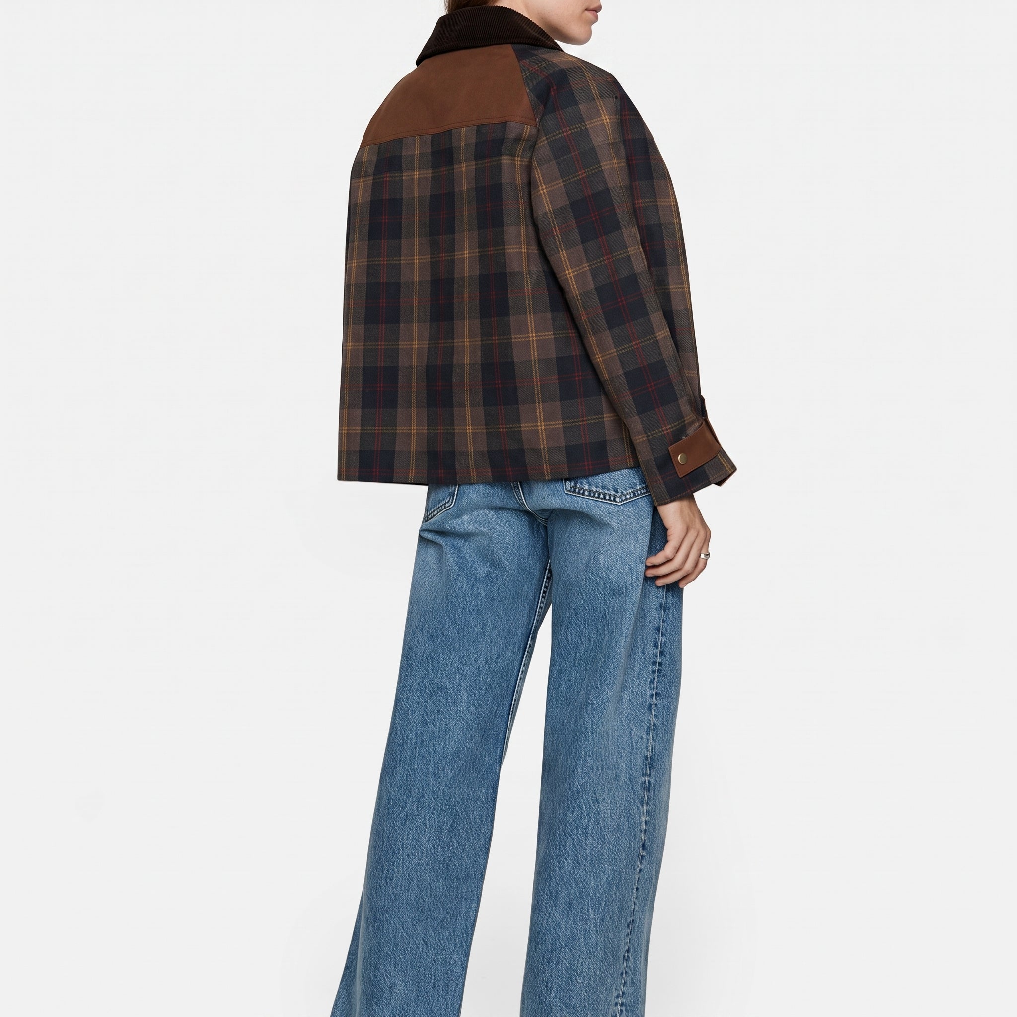 Charlotte - Women's Checked Jacket with Contast Collar and Button-Front