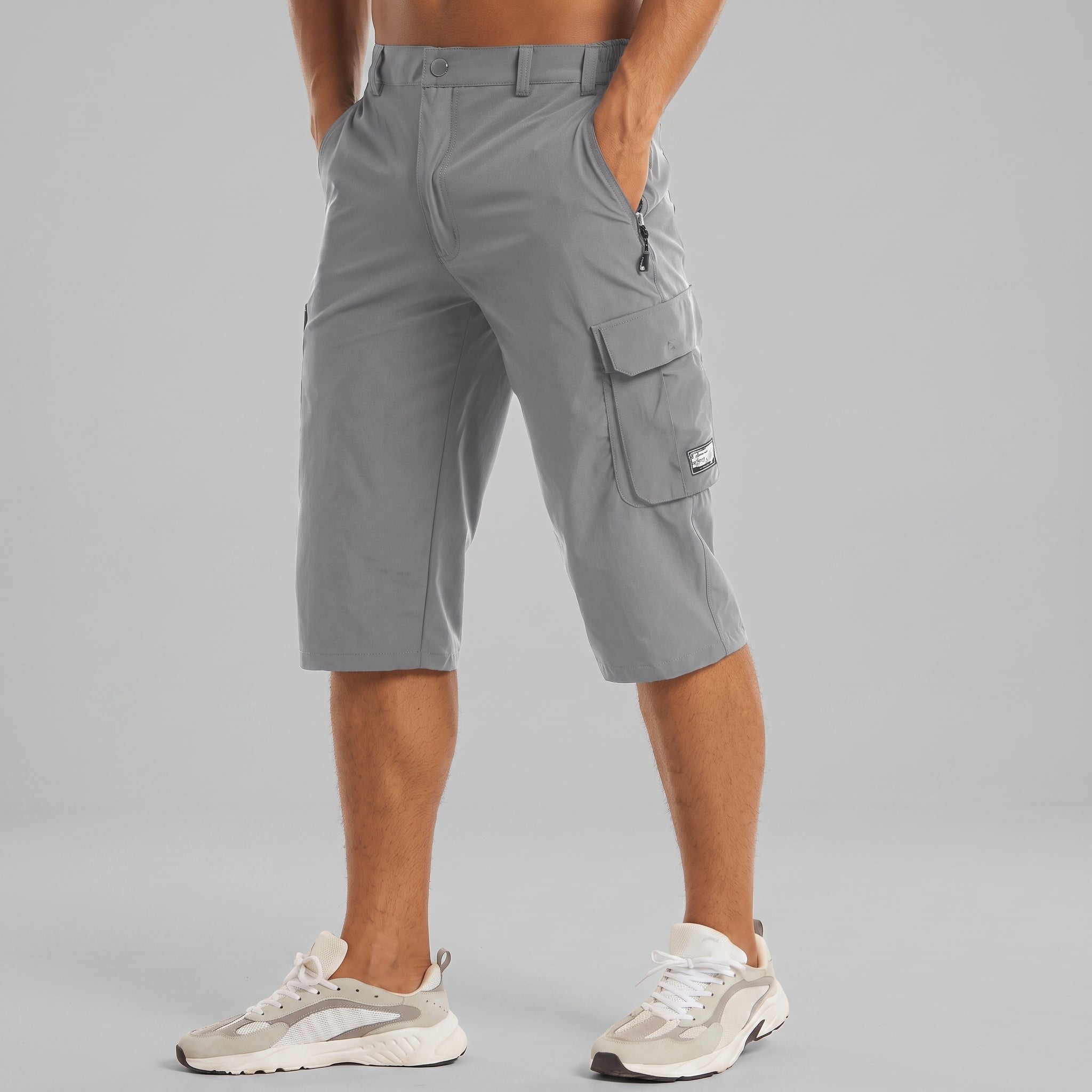 Charlie - Men's Relaxed Fit Cargo Shorts with Zip Pocket - Shorts Men - Light Grey - Davies & Cooper