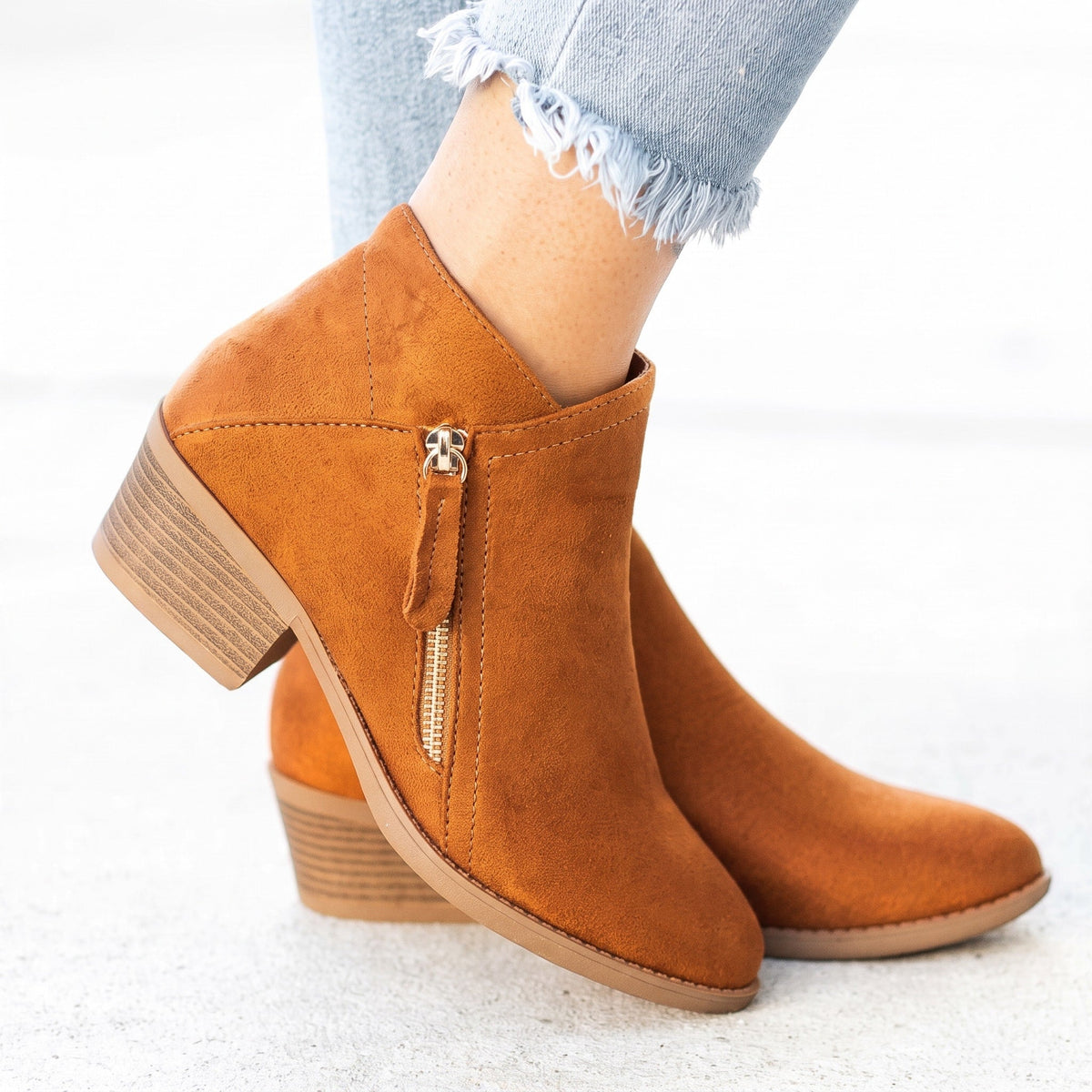 Chloe - Women's Orthopaedic Ankle Boots with Zip Fastening and Block Heel - Boots - Brown - Davies & Cooper