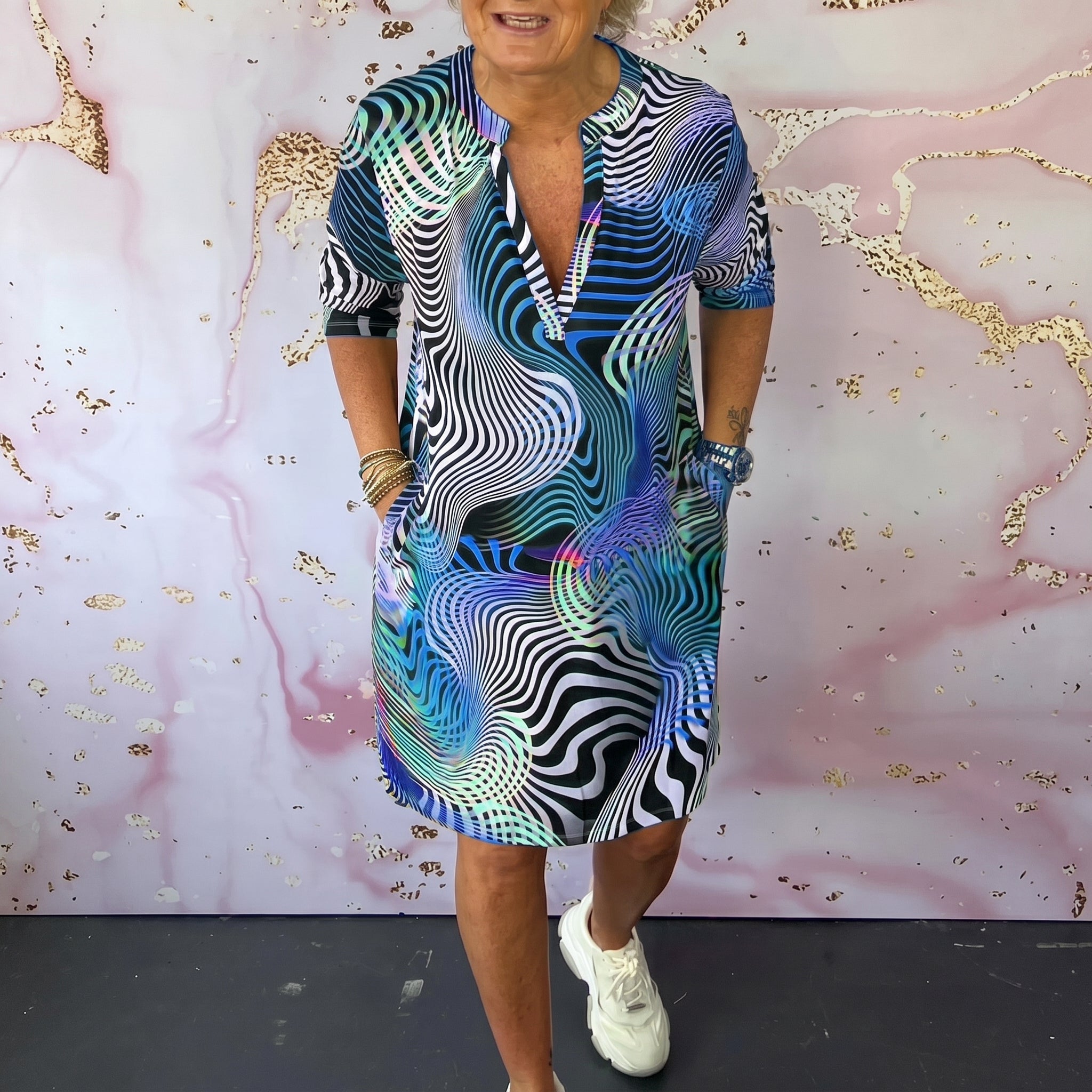 Donna - Women's Summer Abstract Print V - Neck Midi Dress - Midi Dress - Blue - Davies & Cooper
