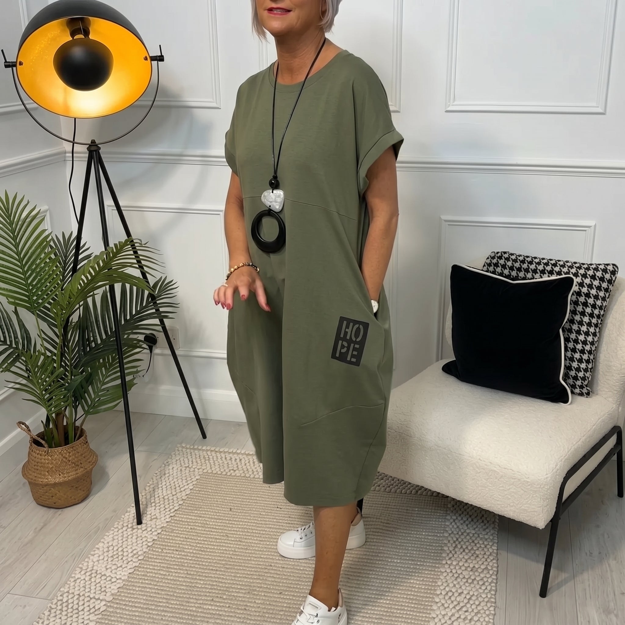 Hannah - Women's Casual Oversized Plain Midi Dress with Pockets - Midi Dresses - Green - Davies & Cooper