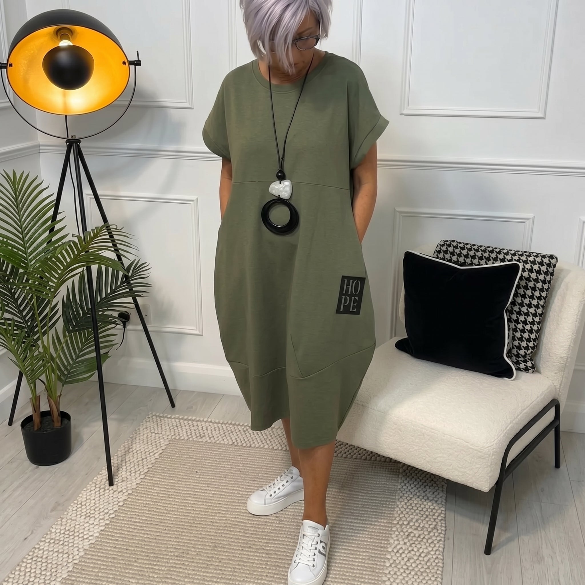 Hannah - Women's Casual Oversized Plain Midi Dress with Pockets - Midi Dresses - Green - Davies & Cooper