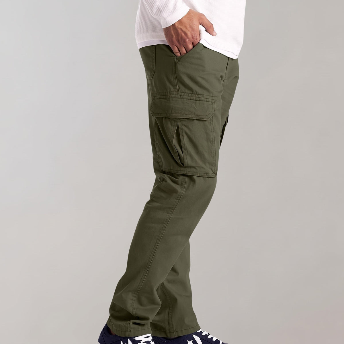 Jack - Men's Slim Fit Cargo Trousers with Flap Pockets - Cargo Pants - Green - Davies & Cooper
