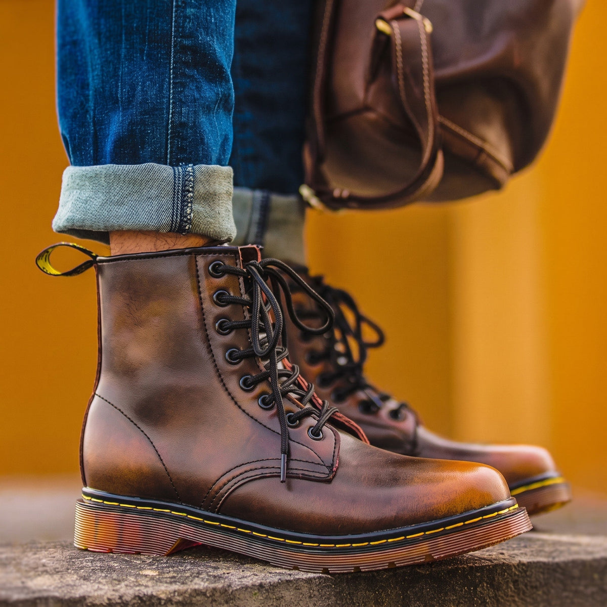Logan - Men's Vintage Ombré Lace-Up Ankle Boots with Stitched Sole - Boots - Brown - Davies & Cooper