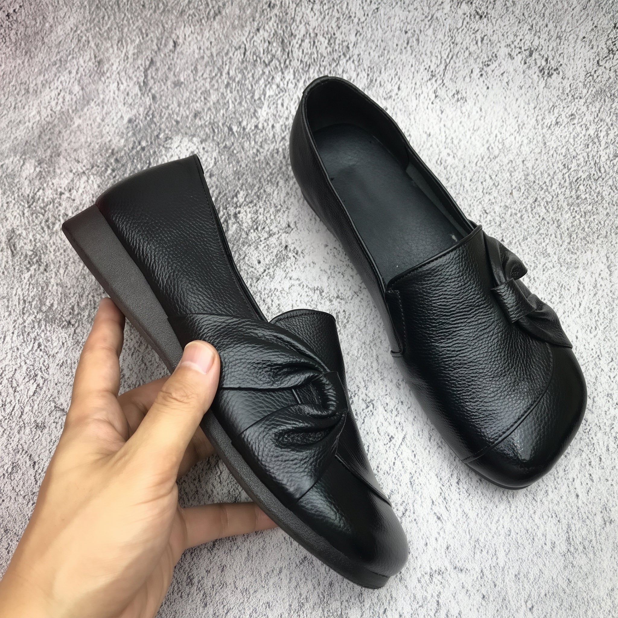 Louise - Women's Round Toe Loafers with Bow Detail - Shoes - Black - Davies & Cooper