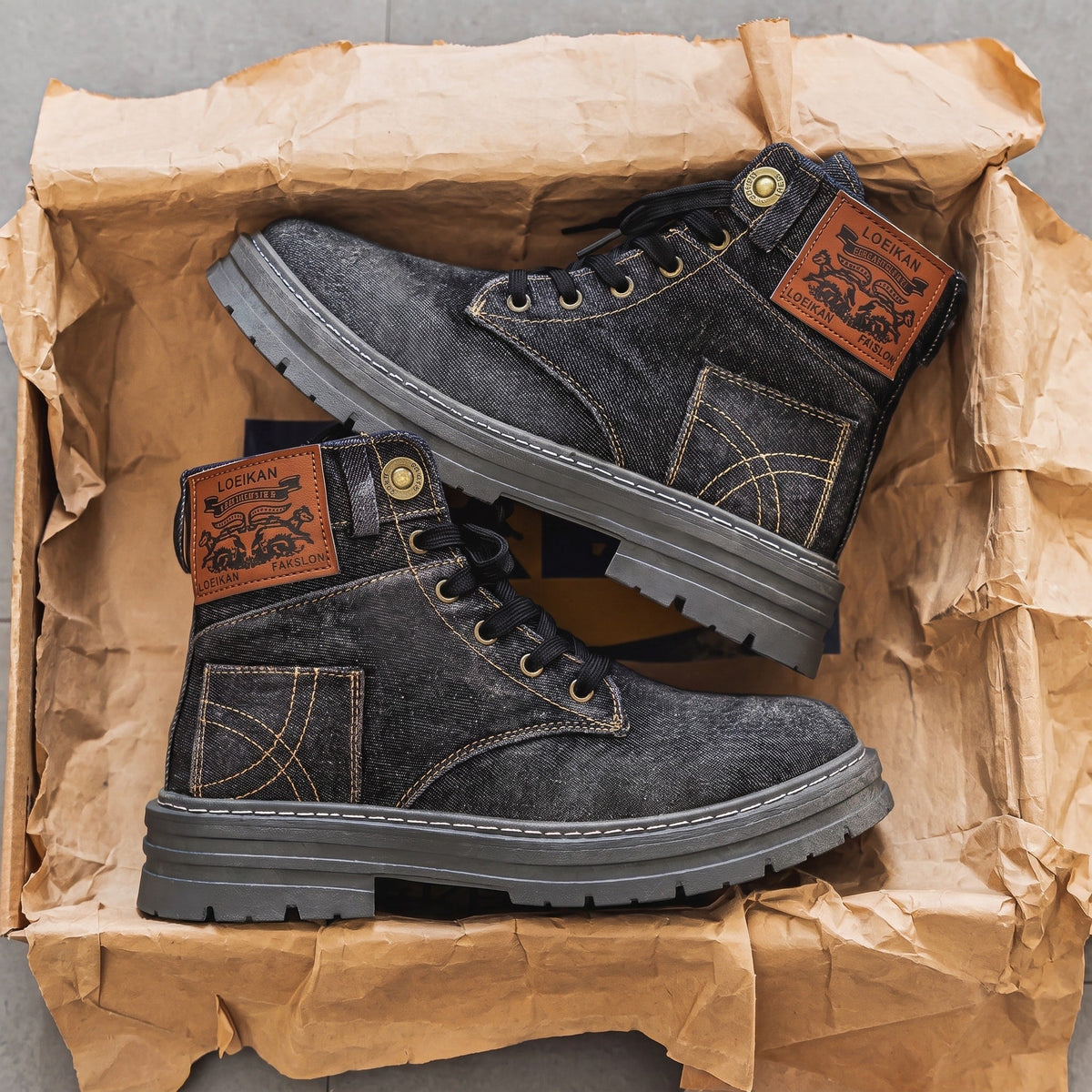 Owen - Men's Lace-Up Combat with Chunky Sole and Padded Collar - Boots - Black - Davies & Cooper