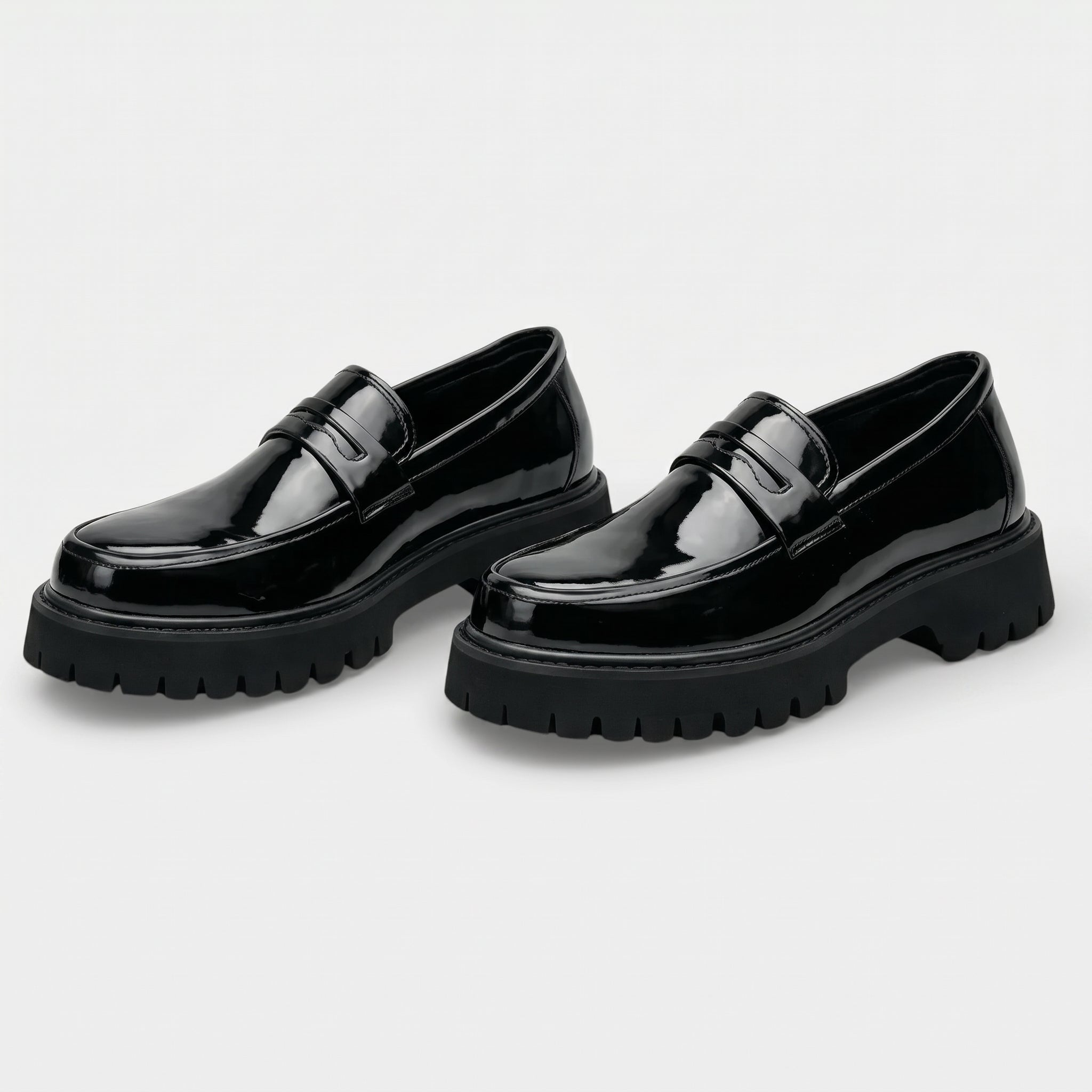 Richard - Men's Chunky Penny Loafers with Round Toe - Loafers - Glossy Black - Davies & Cooper