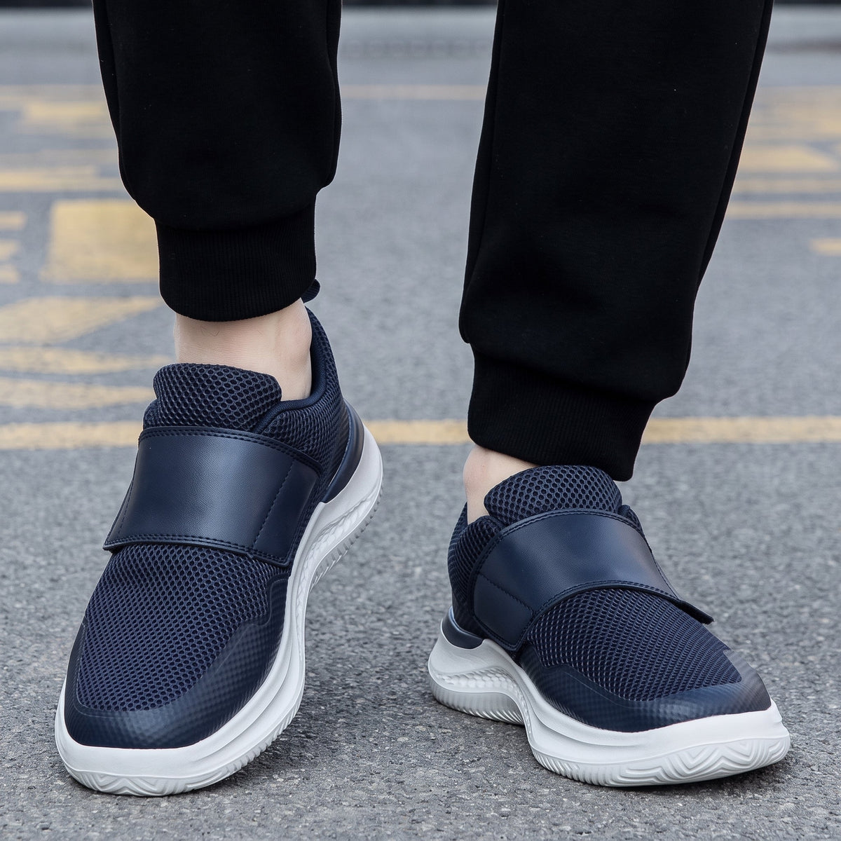 Rowan - Men's Orthopaedic Wide Fit Trainers with Adjustable Velcro Strap - Sneakers - Blue - Davies & Cooper