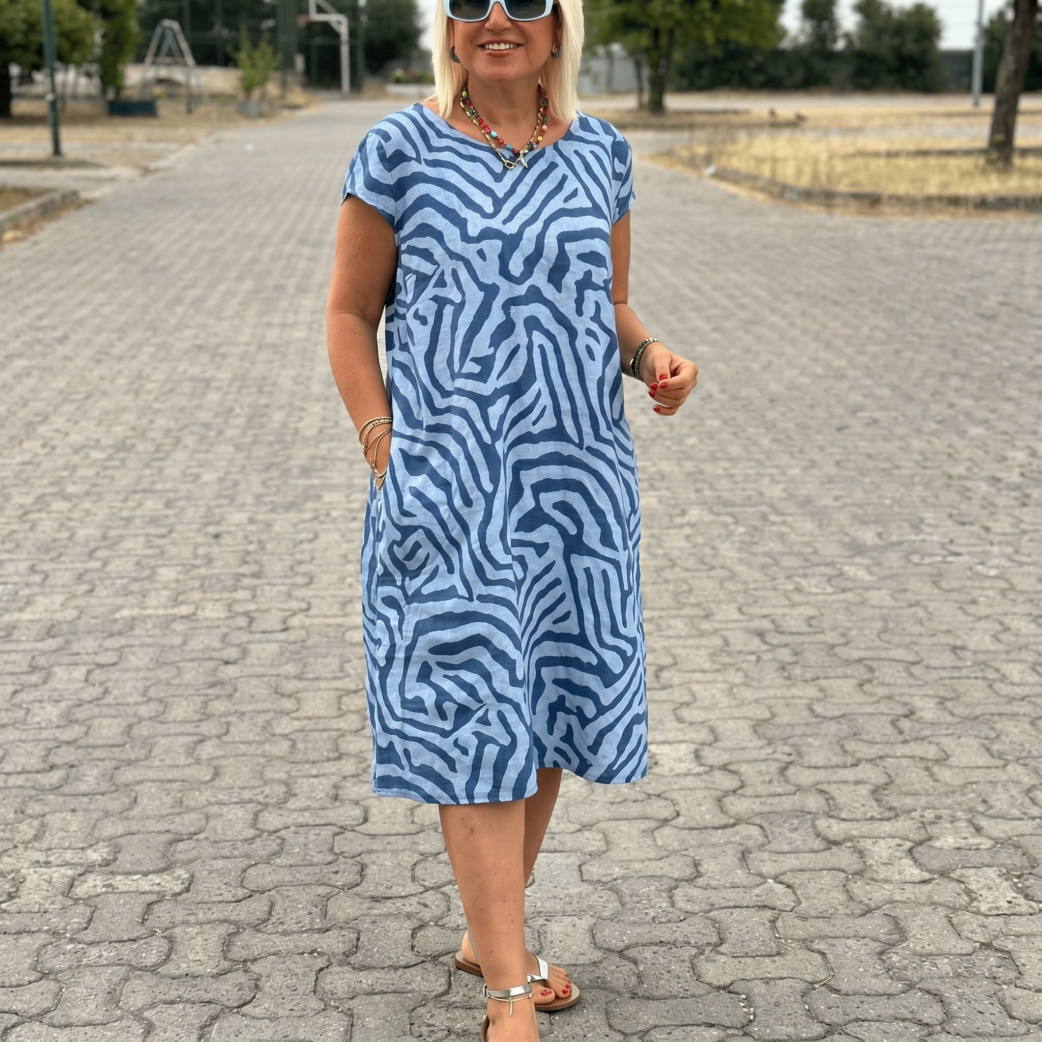 Sarah - Women's Summer Abstract Print Cap Sleeve Midi Dress - Midi Dress - Blue - Davies & Cooper