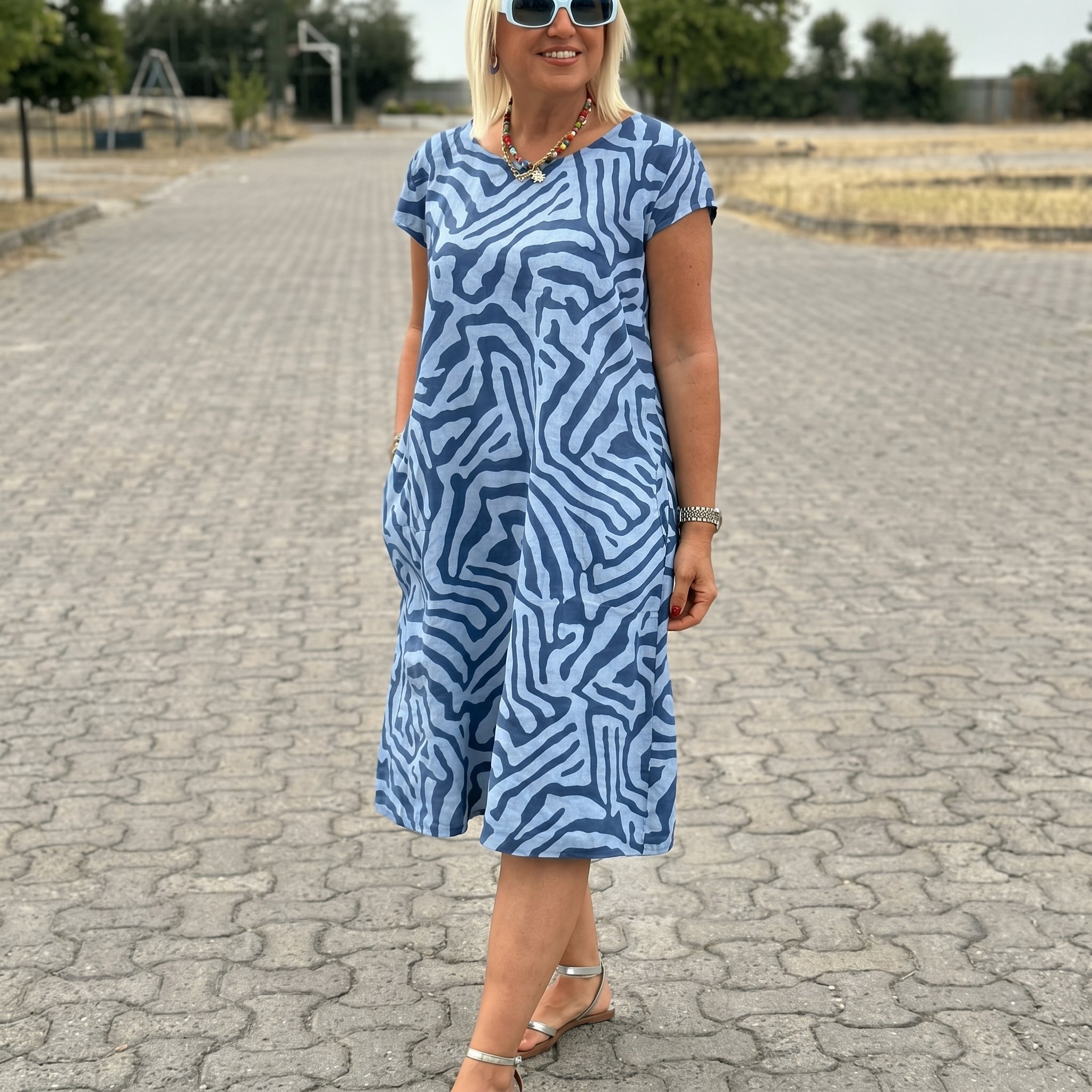 Sarah - Women's Summer Abstract Print Cap Sleeve Midi Dress - Midi Dress - Blue - Davies & Cooper