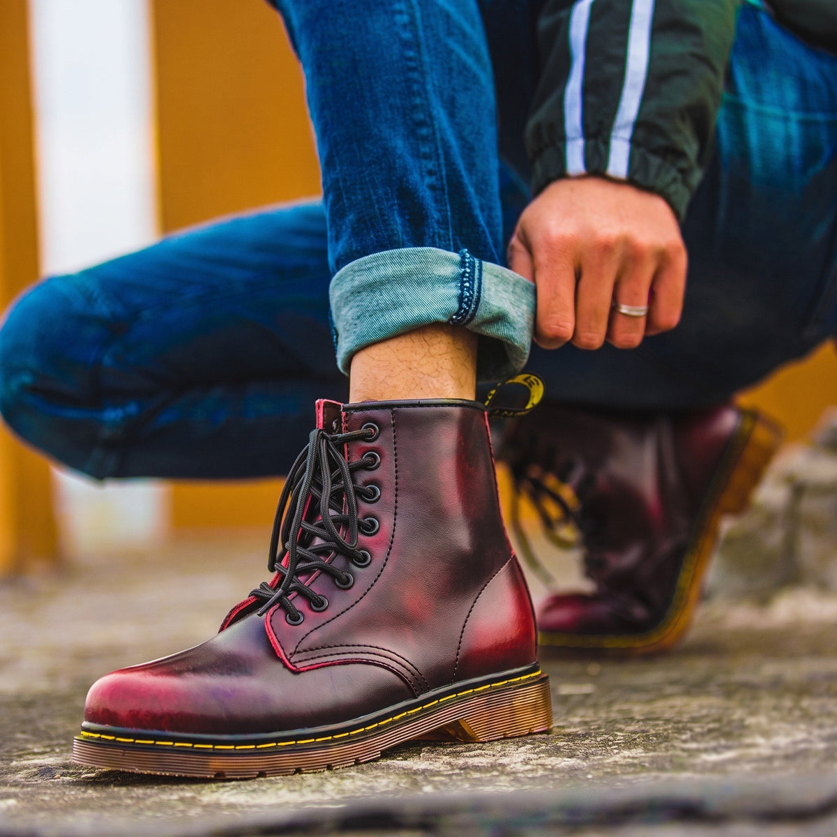 Sebastian - Men's Lace-Up Ankle Boots with Ombré Finish and Chunky Sole - Boots - Red - Davies & Cooper