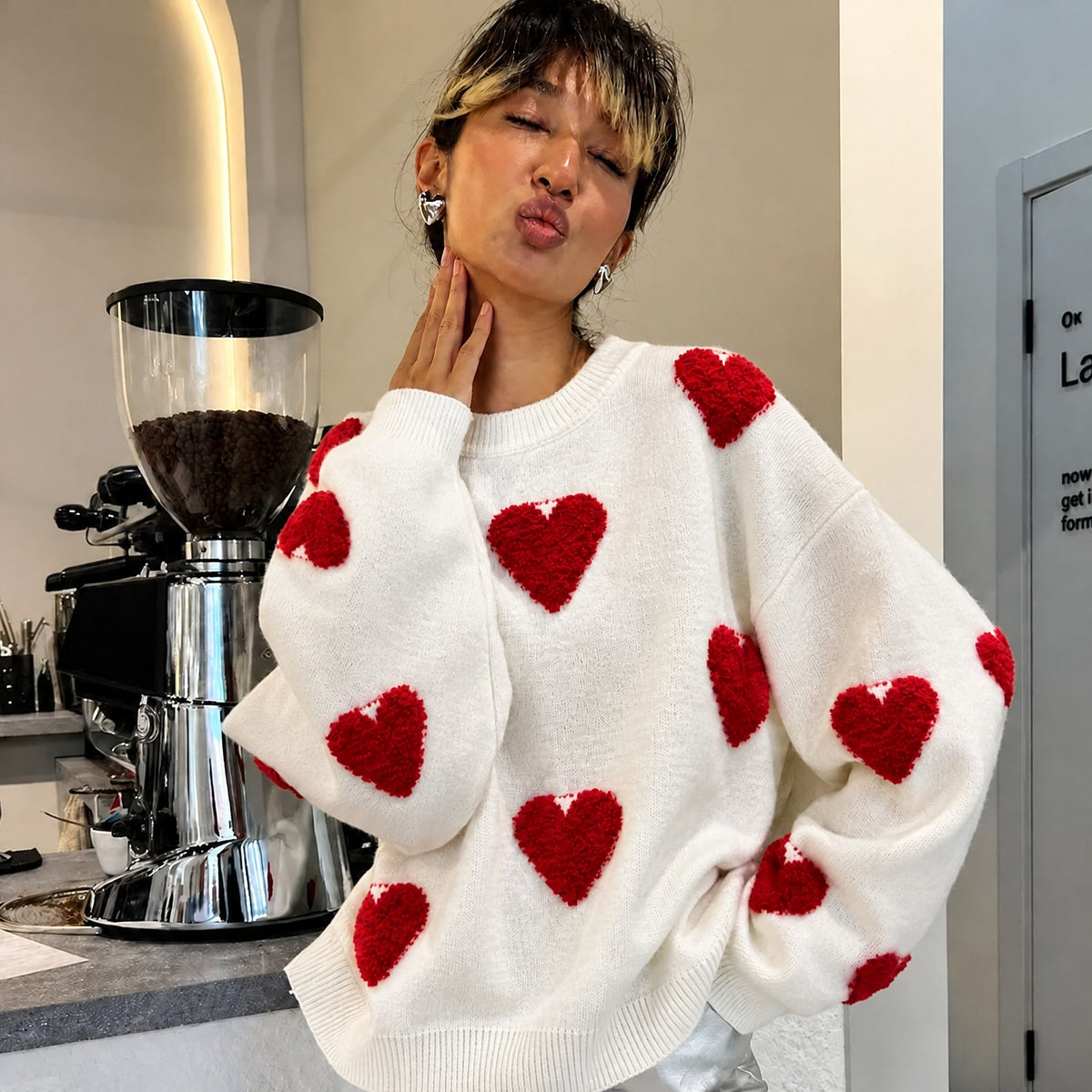 Sophie - Women's Oversized Heart Print Knit Jumper - Sweaters - White - Davies & Cooper