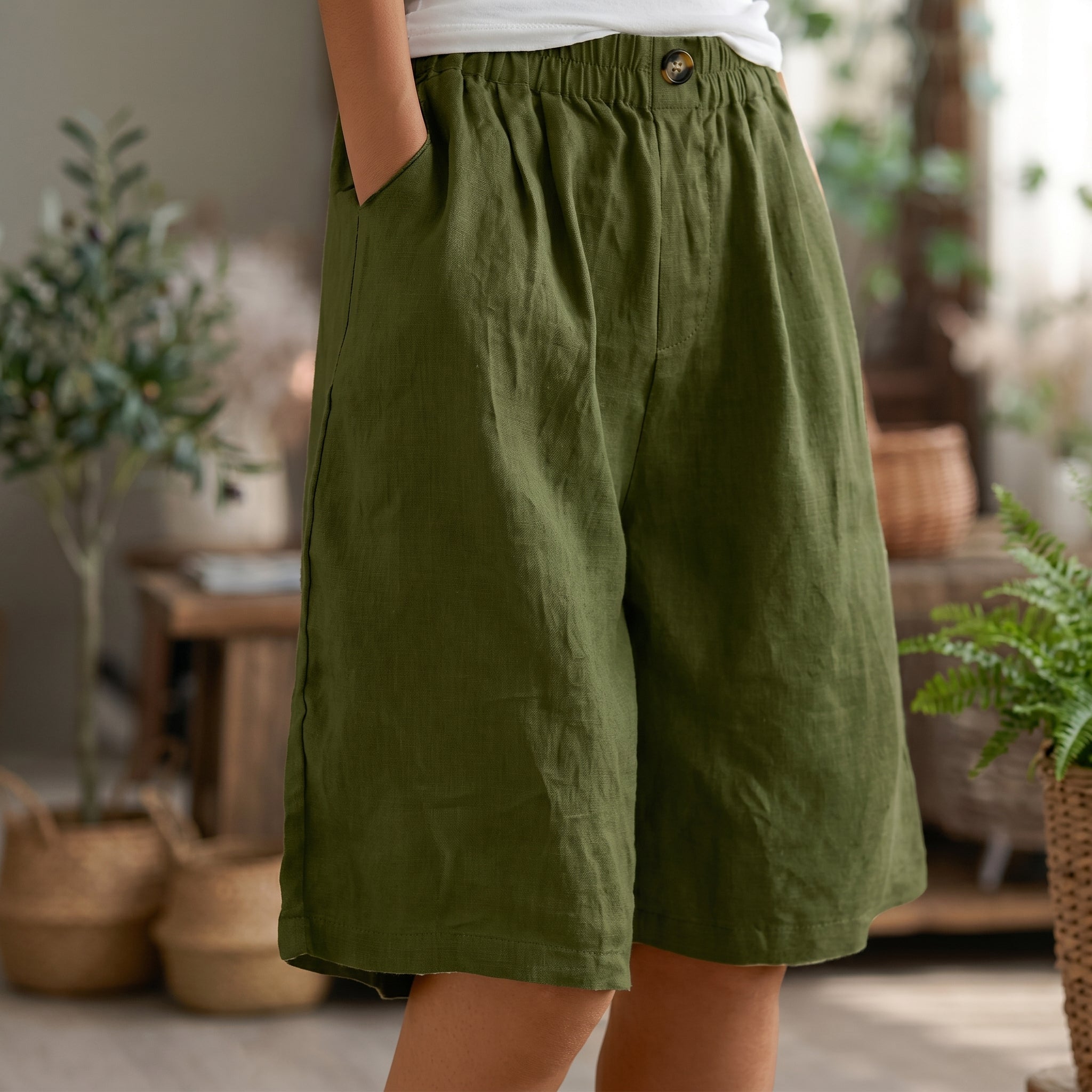 Shorts for Women - Davies & Cooper