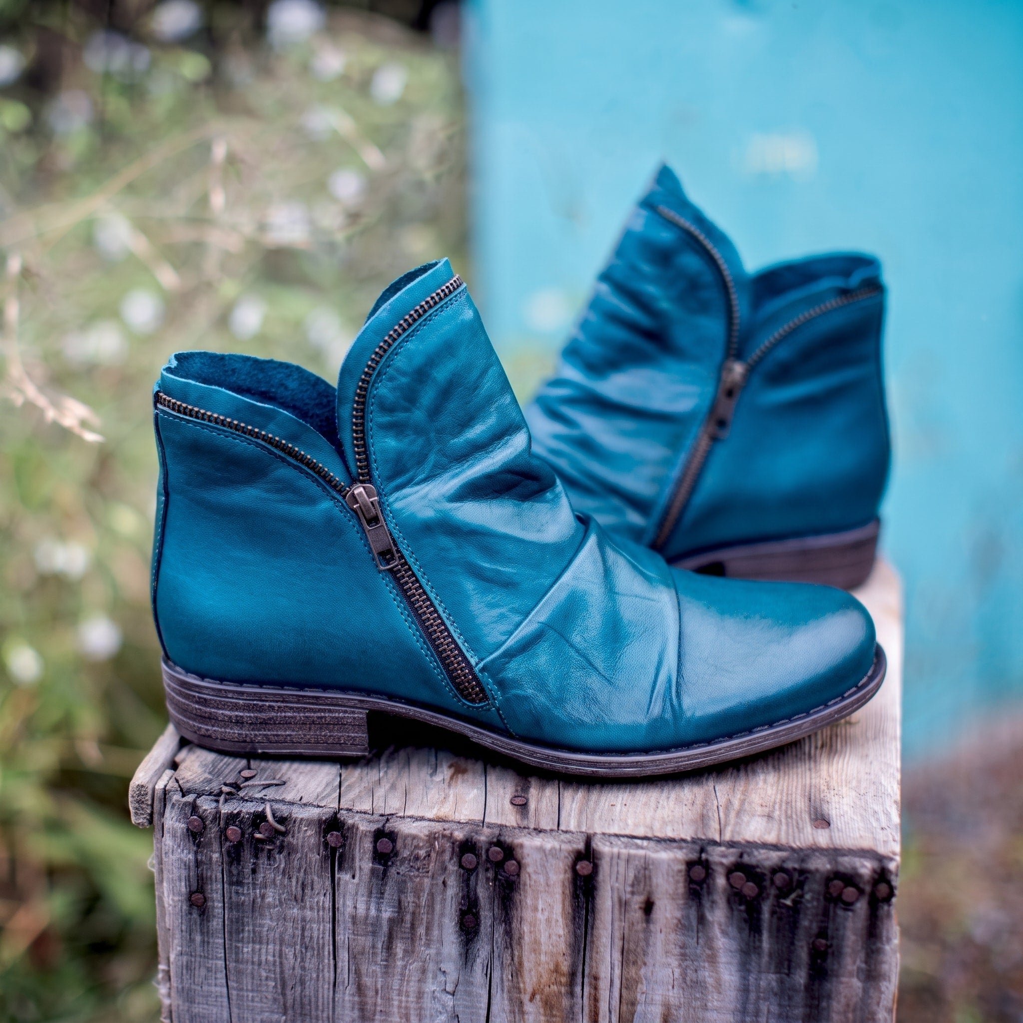 Isla - Women's Ankle Boots with Zip Detail