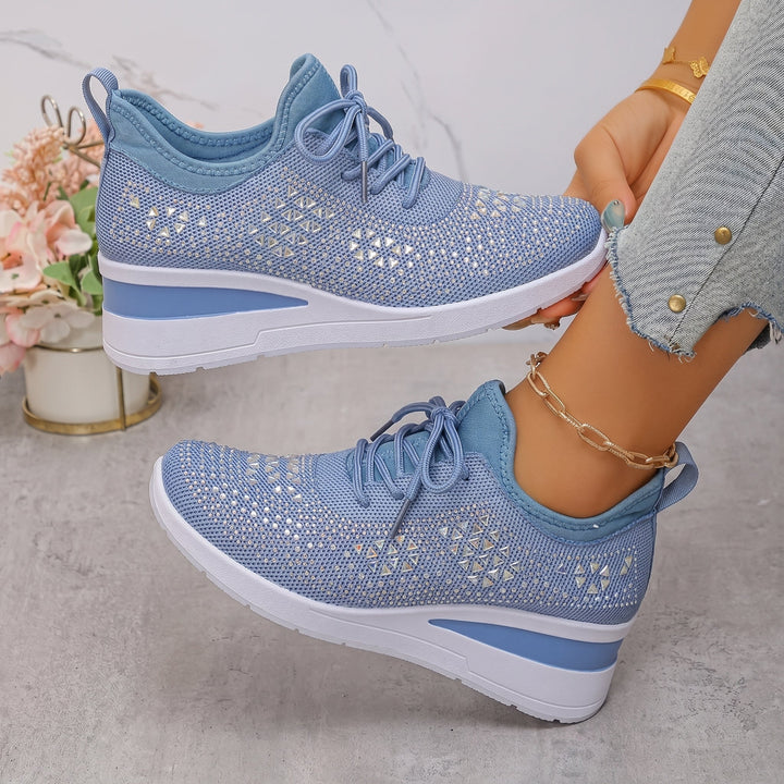 Amber - Women's Breathable Low-Top Platform Trainers
