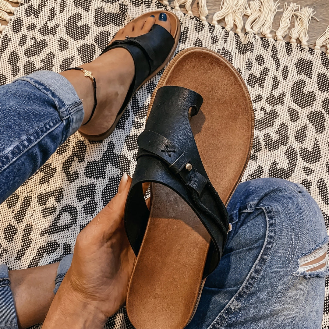 Fiona - Women's Orthopaedic Toe-Ring Flat Sandals
