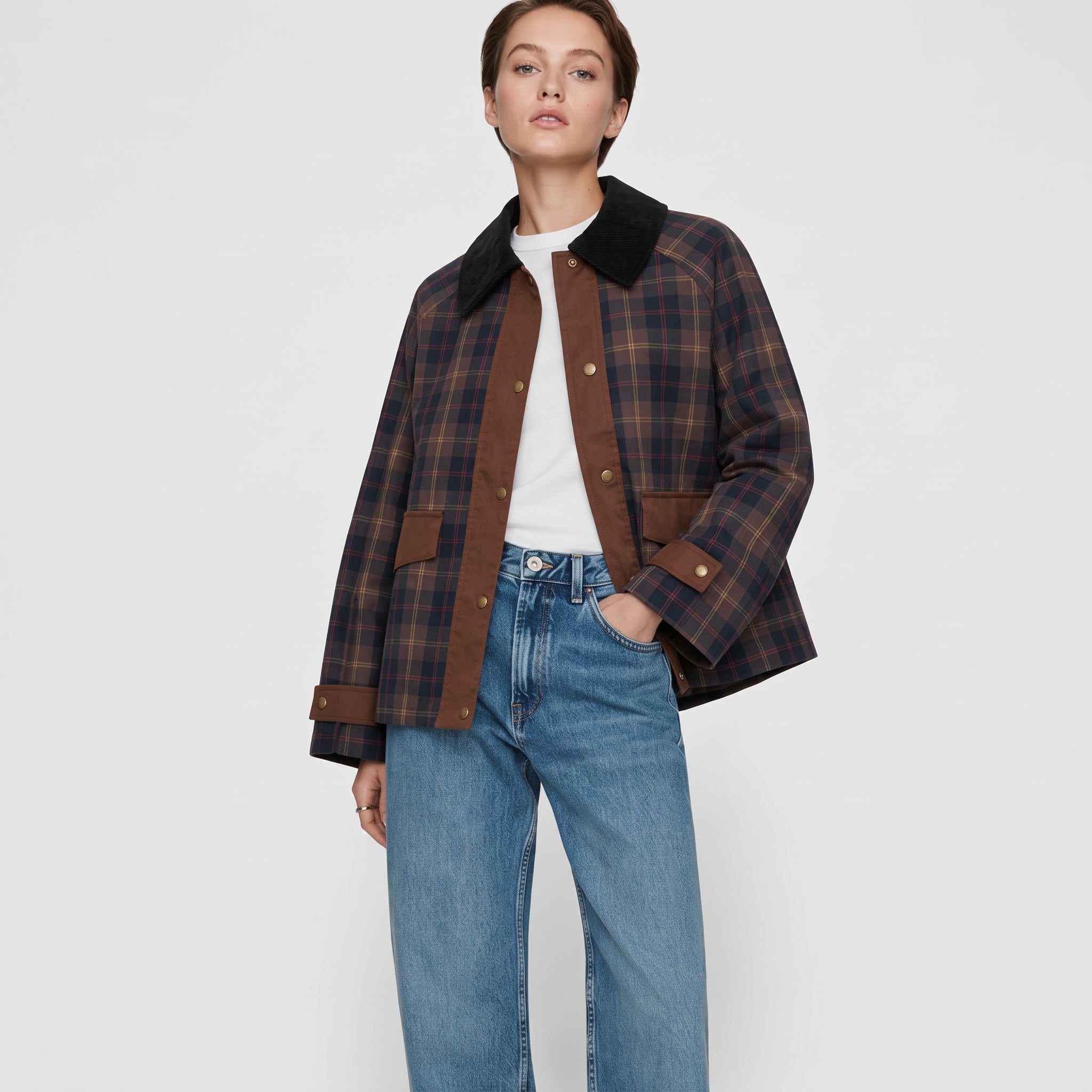 Charlotte - Women's Checked Jacket with Contast Collar and Button-Front