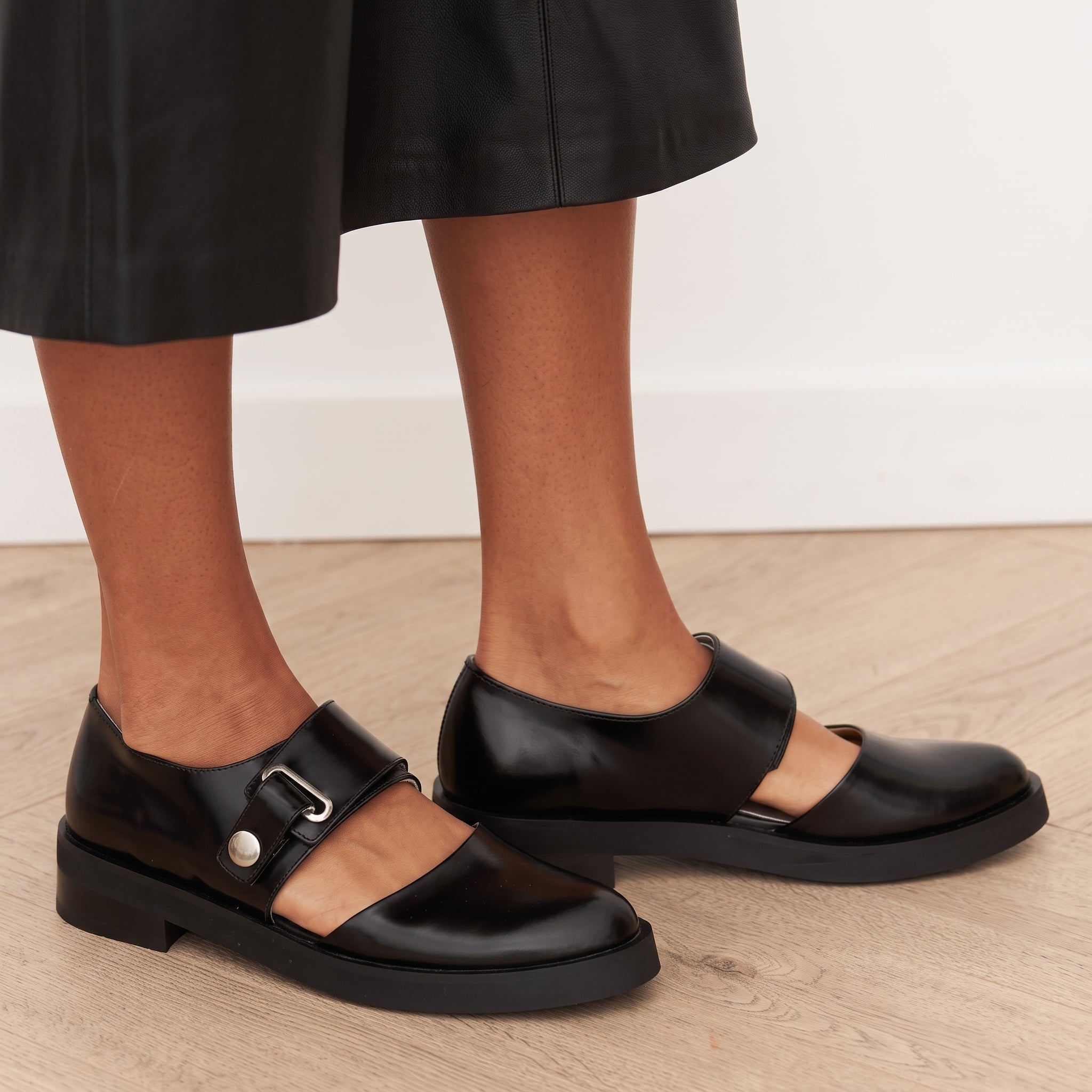 Aubrey - Women's Flat Mary Jane Shoes with Buckle Strap