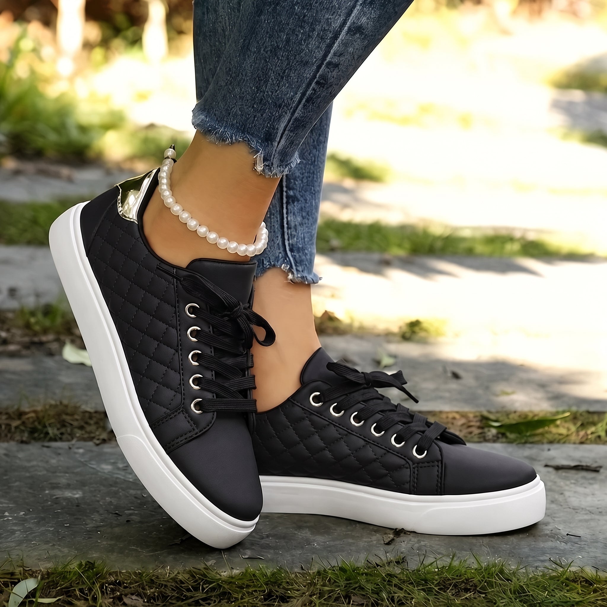 Alice - Women's Orthopaedic Quilted Low-Top Trainers