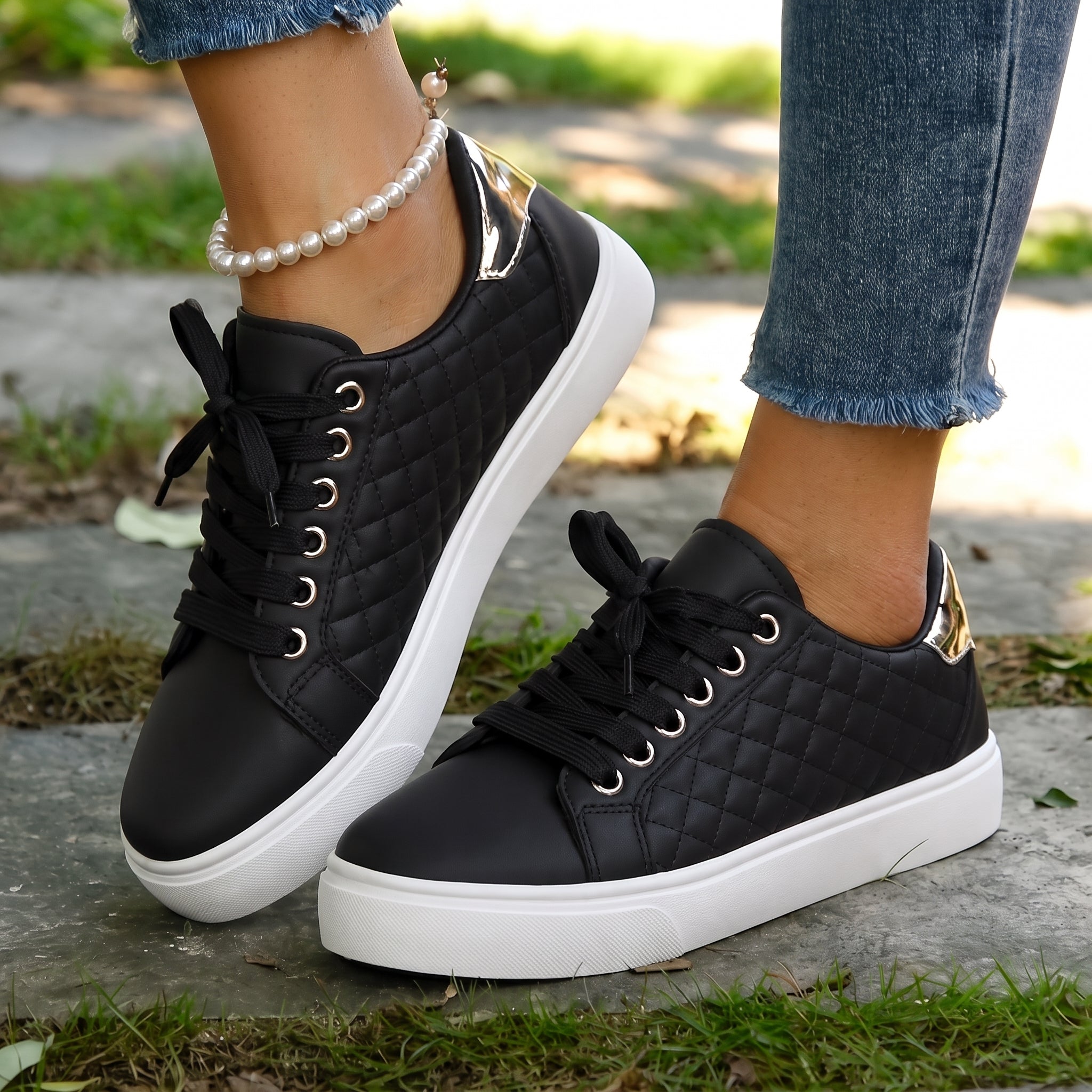 Alice - Women's Orthopaedic Quilted Low-Top Trainers