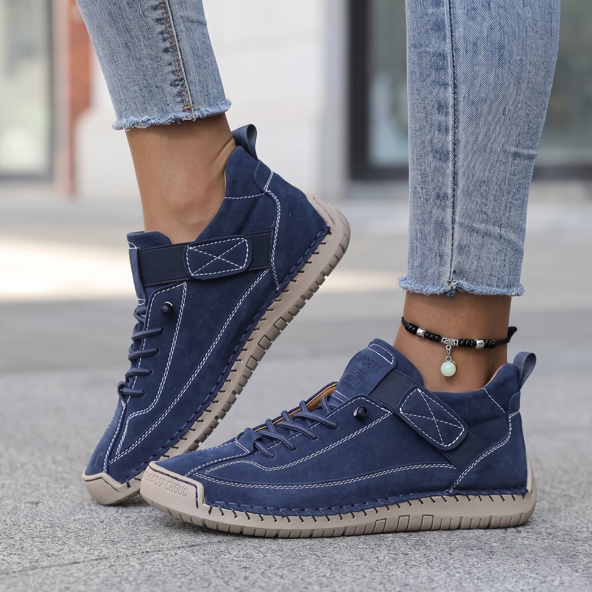 Jonas - Women's Orthopaedic Low-Top  Trainers