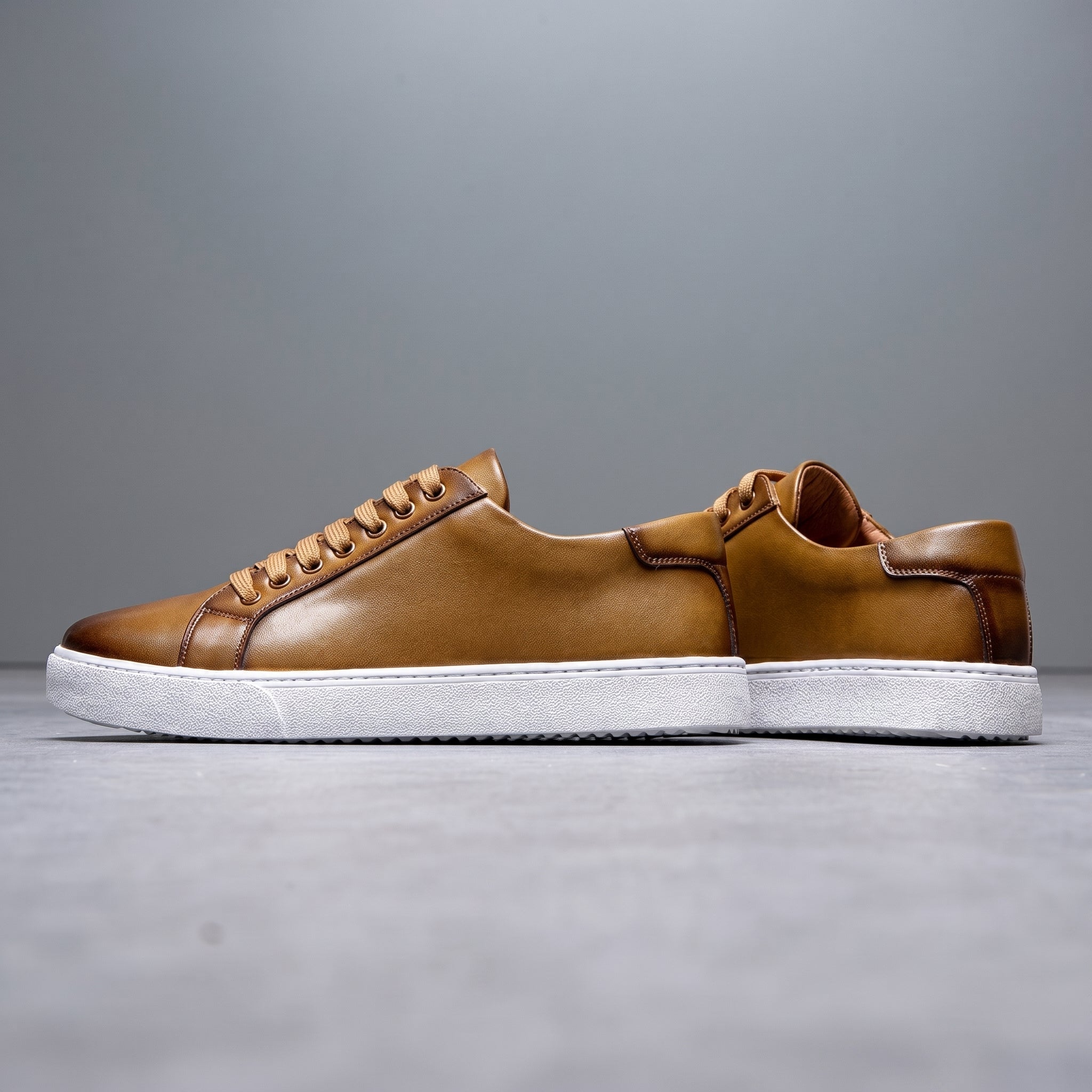 Jonas - Men's Classic Minimalist Low-Top Trainers