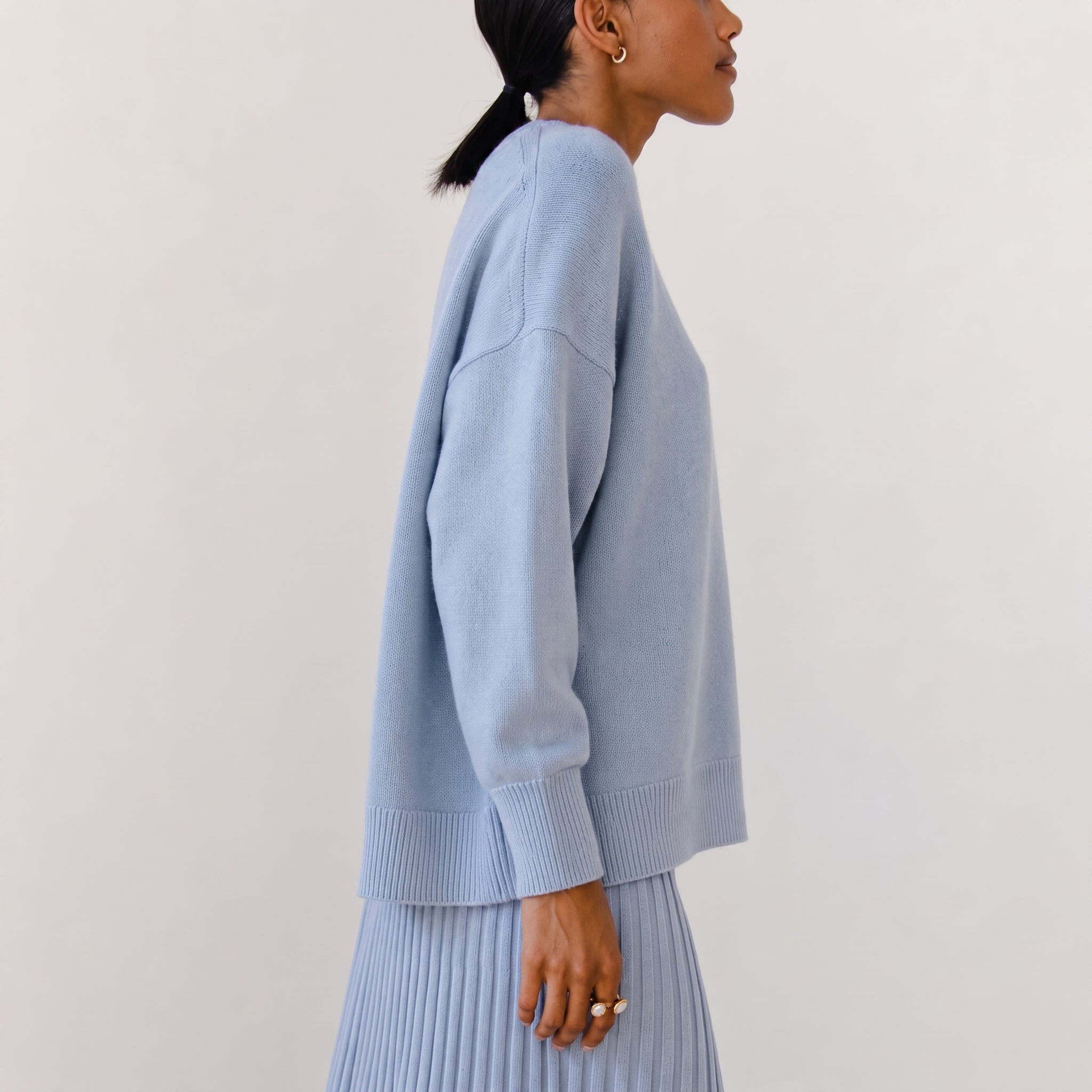 Sophie - Women's Oversized Crewneck Knit Jumper with Ribbed Cuffs