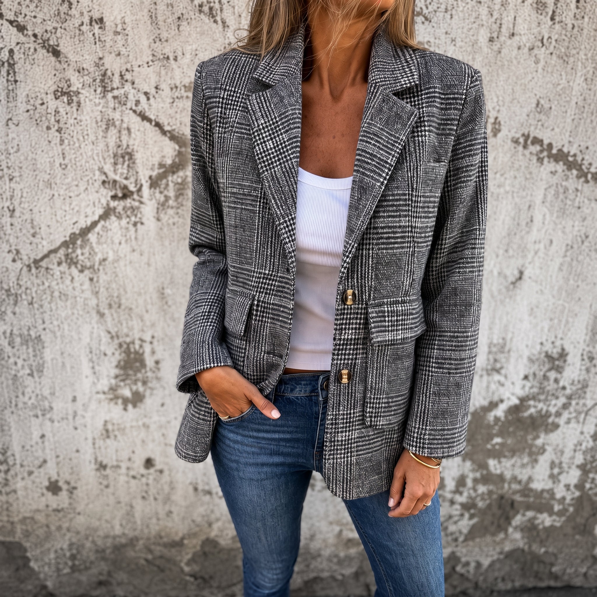 Sophie - Women's Tailored Double-Breasted Check Blazer