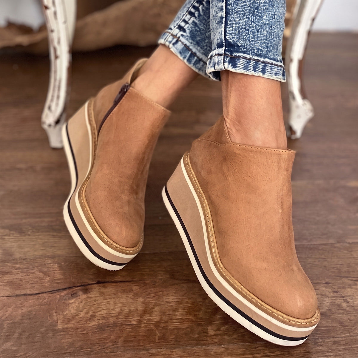 Alice - Women's Orthopaedic Platform Ankle Boots with Wedge Heel - Boots - Khaki - Davies & Cooper