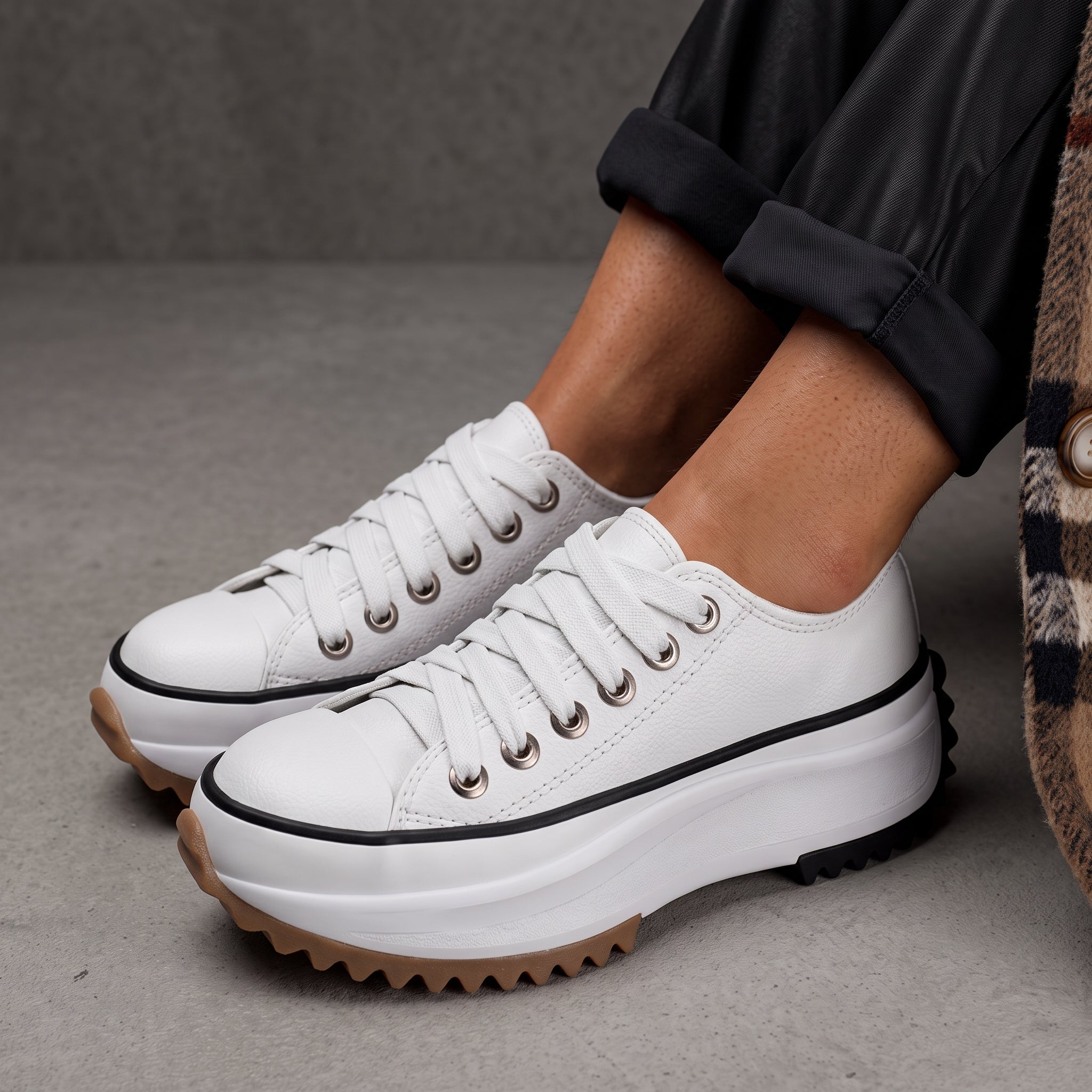 Alice - Women's Orthopaedic Platform Trainers with Chunky Sole - Sneakers - White - Davies & Cooper