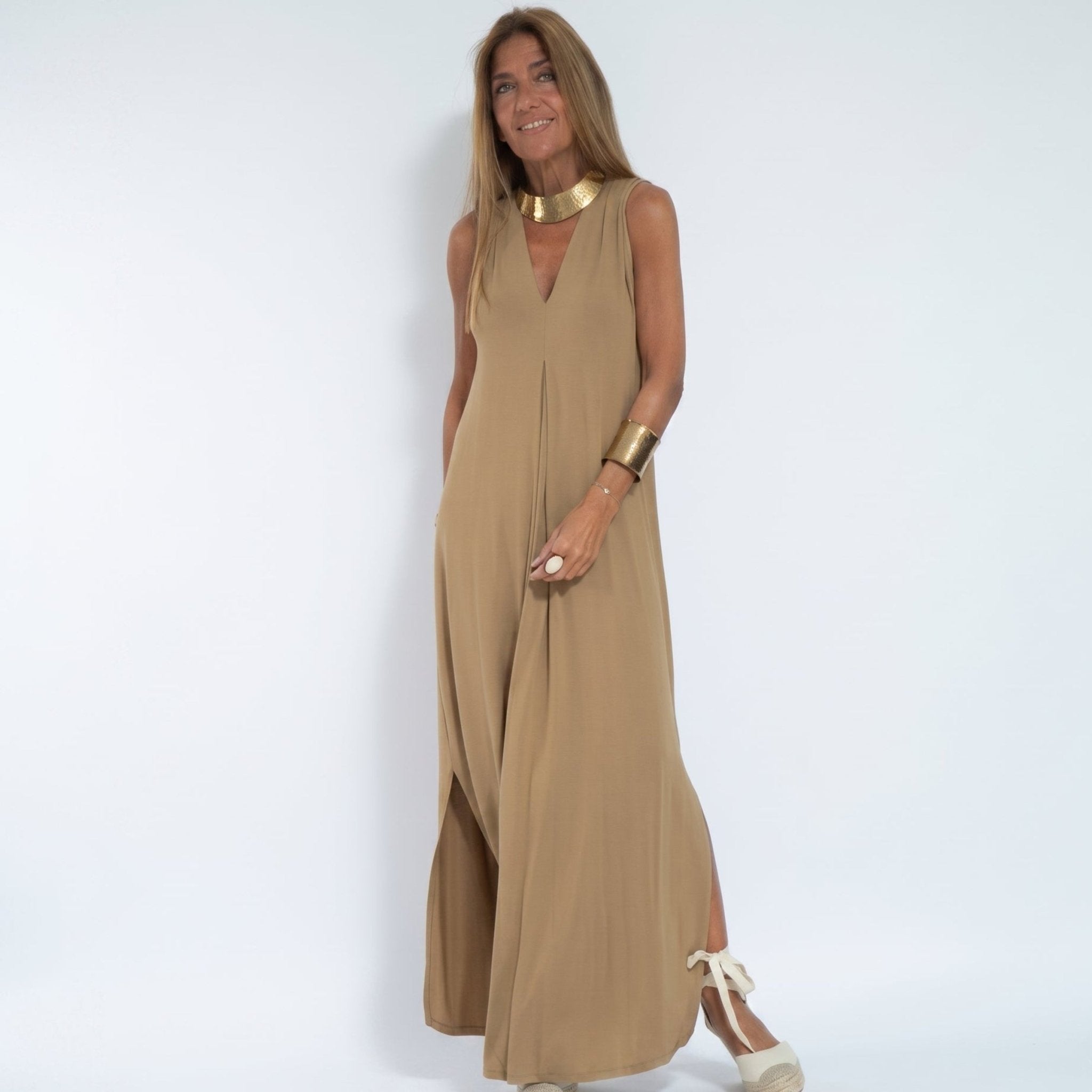 Alwine - Women's Sleeveless Pleated Summer Maxi Dress - Dresses - Beige - Davies & Cooper