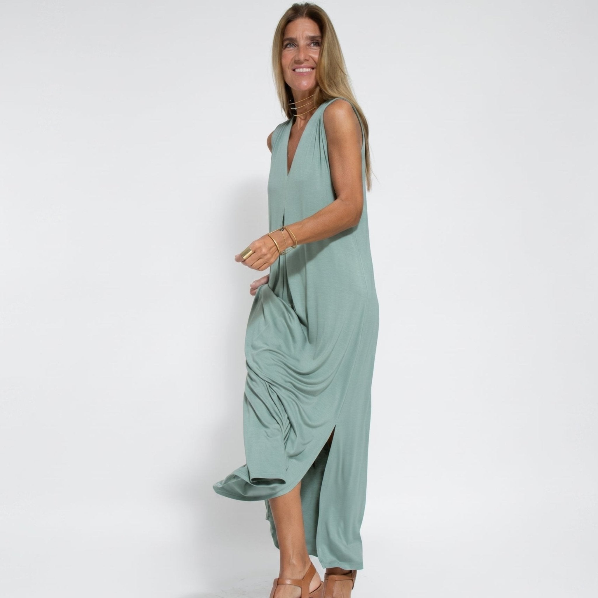 Alwine - Women's Sleeveless Pleated Summer Maxi Dress - Dresses - Light Green - Davies & Cooper