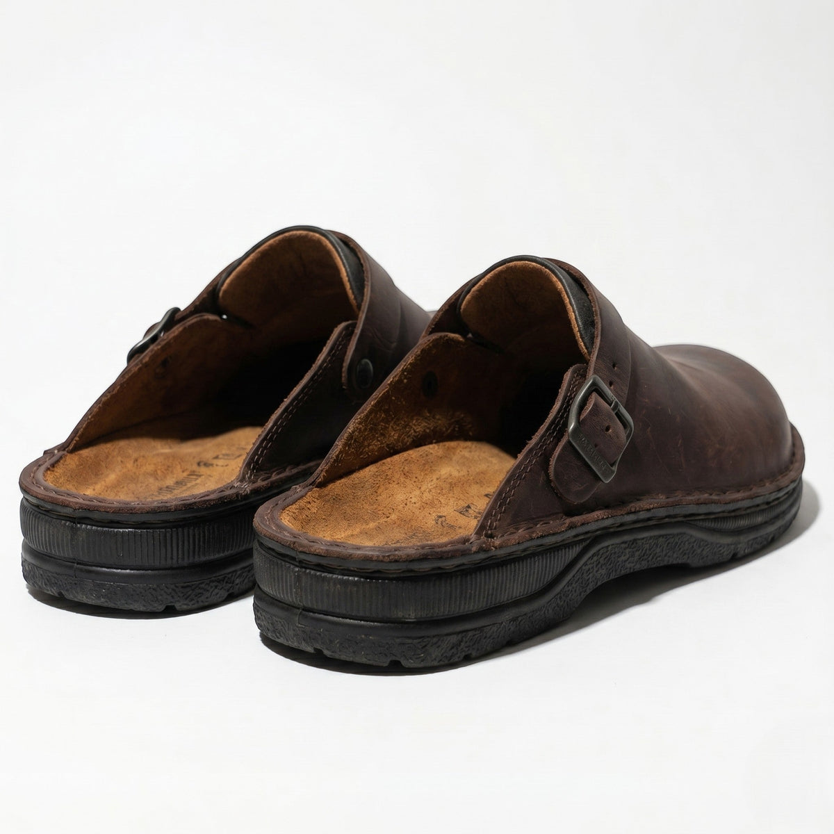 Benjamin – Elegant Orthopaedic Clogs – Slip-Resistant, Padded Sole - Shoes - Coffee - Davies & Cooper