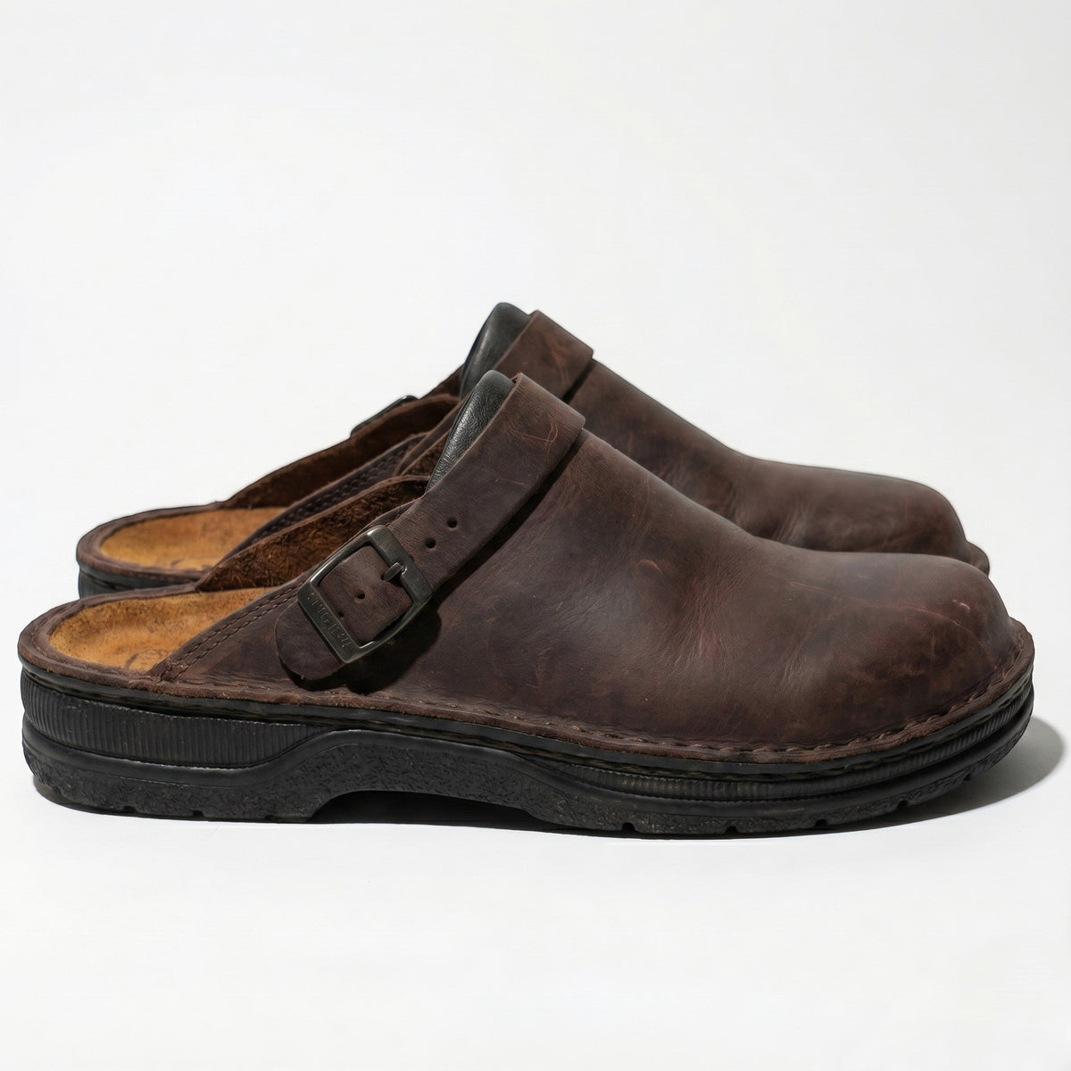 Benjamin – Elegant Orthopaedic Clogs – Slip-Resistant, Padded Sole - Shoes - Coffee - Davies & Cooper