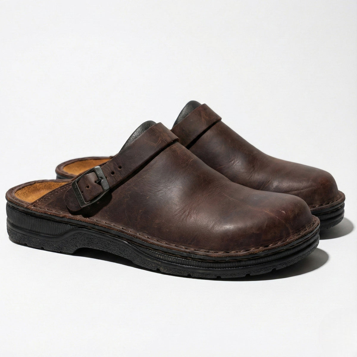 Benjamin – Elegant Orthopaedic Clogs – Slip-Resistant, Padded Sole - Shoes - Coffee - Davies & Cooper