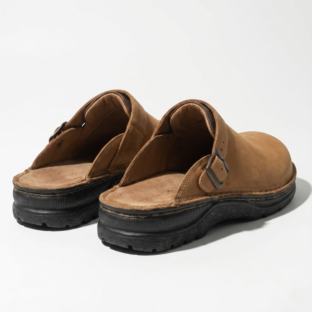 Benjamin – Elegant Orthopaedic Clogs – Slip-Resistant, Padded Sole - Shoes - Brown - Davies & Cooper