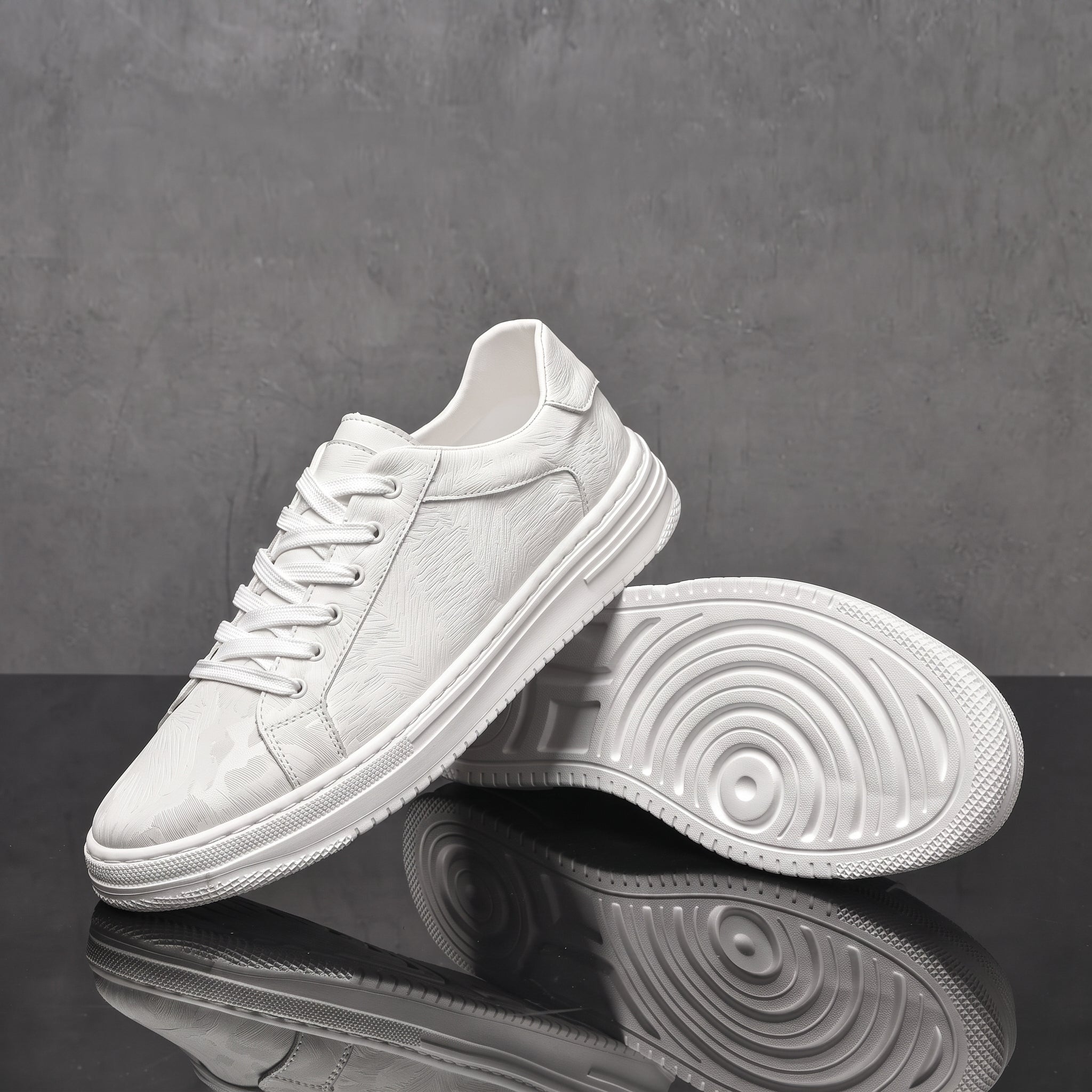 Charlie - Men's Low-Top Lace-Up Trainers with Textured Panel - Sneakers - White - Davies & Cooper