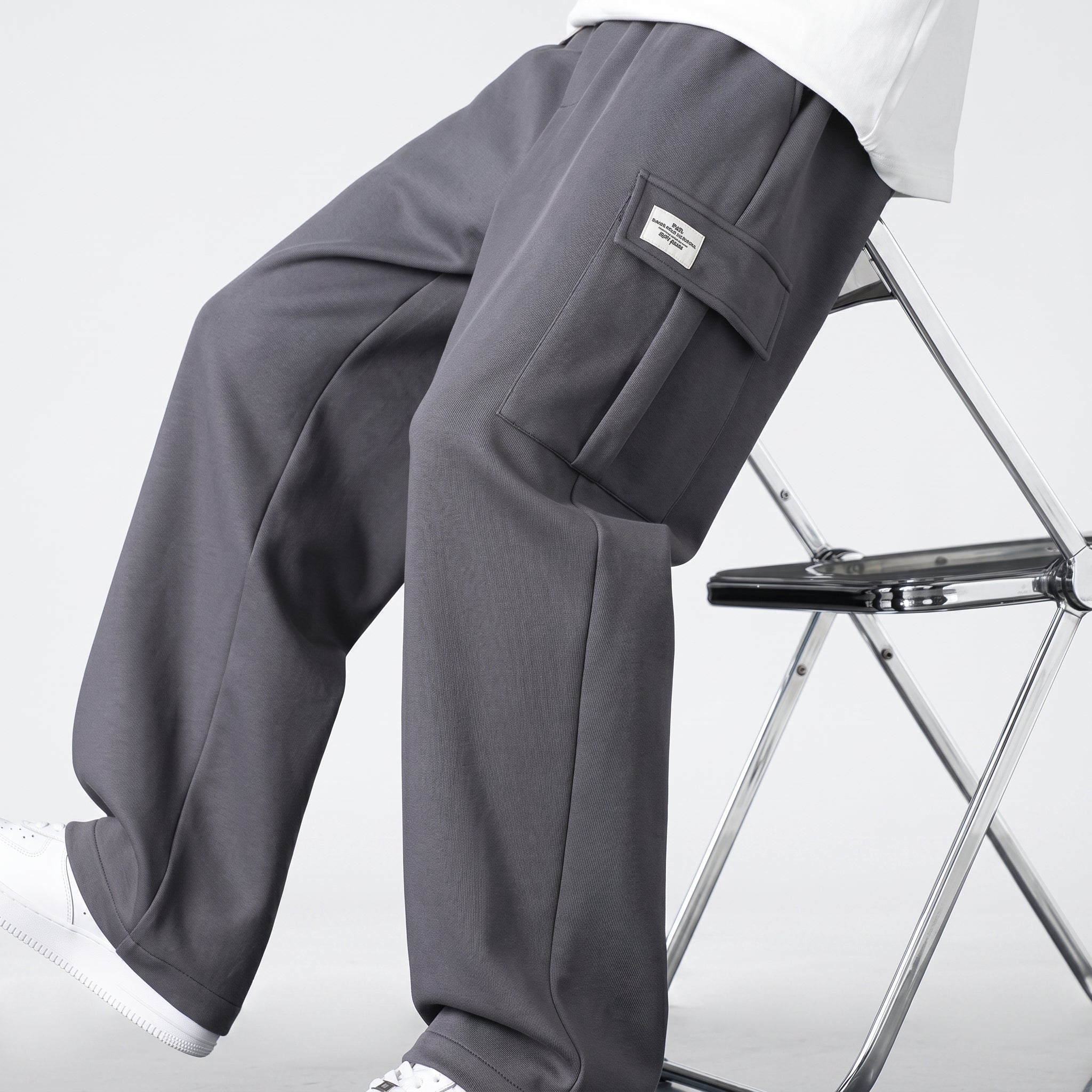Charlie - Men's Wide-Leg Cargo Jogger Trousers with Drawstring Waist - Joggers - Dark Grey - Davies & Cooper
