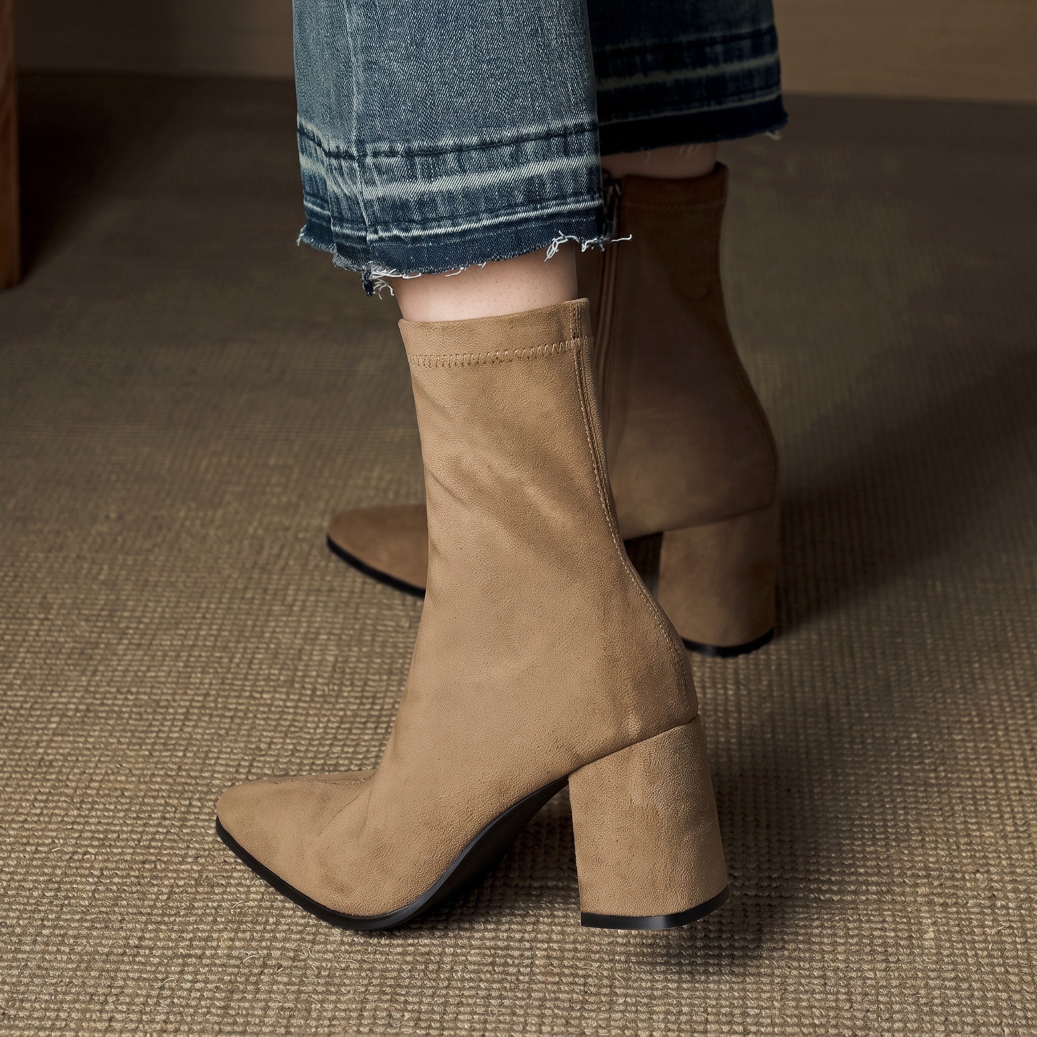 Charlotte - Women's Block Heel Ankle Boots with Pointed Toe - Boots - Beige - Davies & Cooper