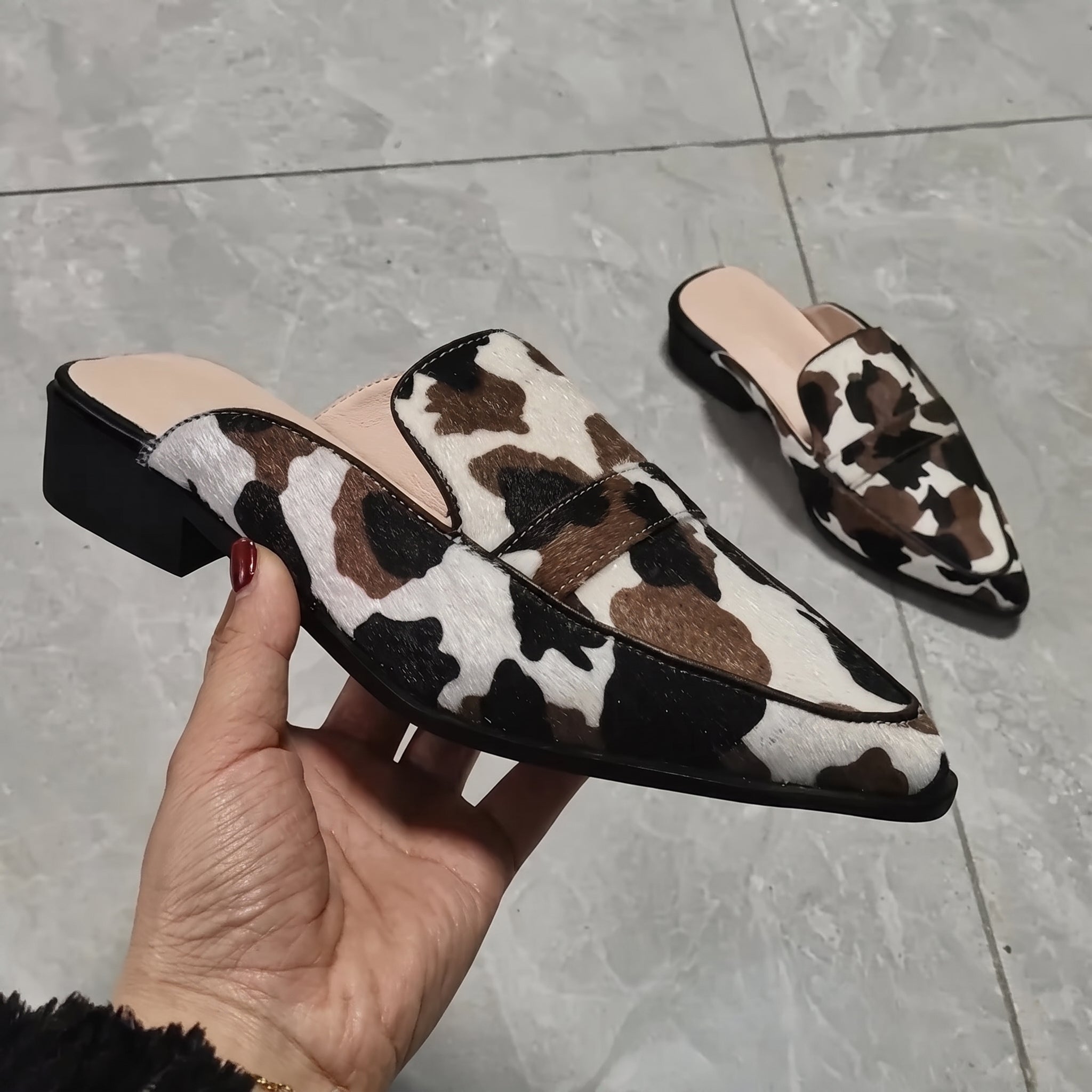 Daisy - Women's Cow Print Pointed Toe Low Block Heel Mules - Sandals - Brown - Davies & Cooper