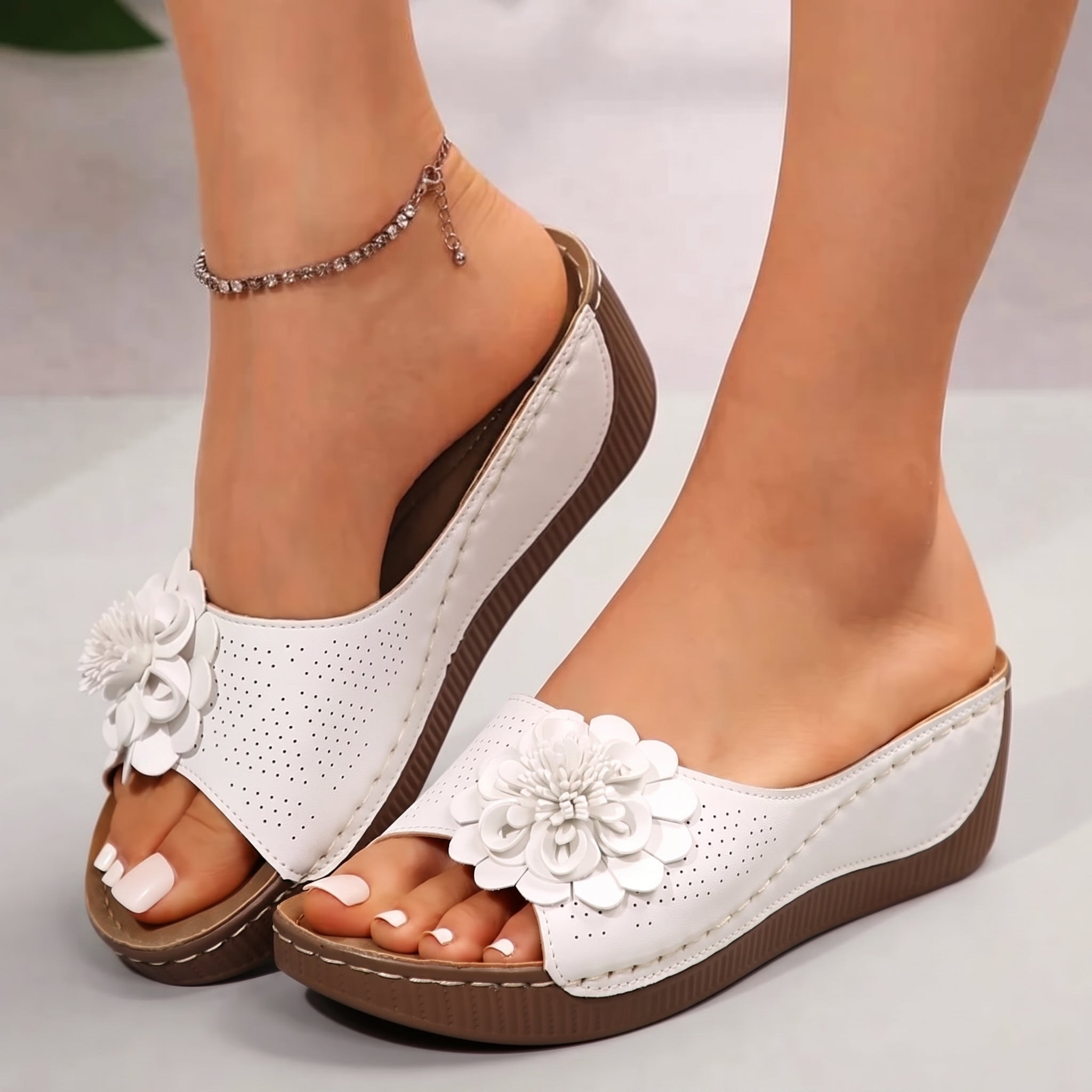Daisy - Women's Orthopaedic Wedge Mules with Floral Detail - Sandals - White - Davies & Cooper