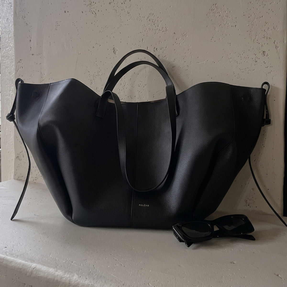 Eleanor - Women's Leather Tote Bag with Double Handles and Open Top - Tote Bags - Black - Davies & Cooper