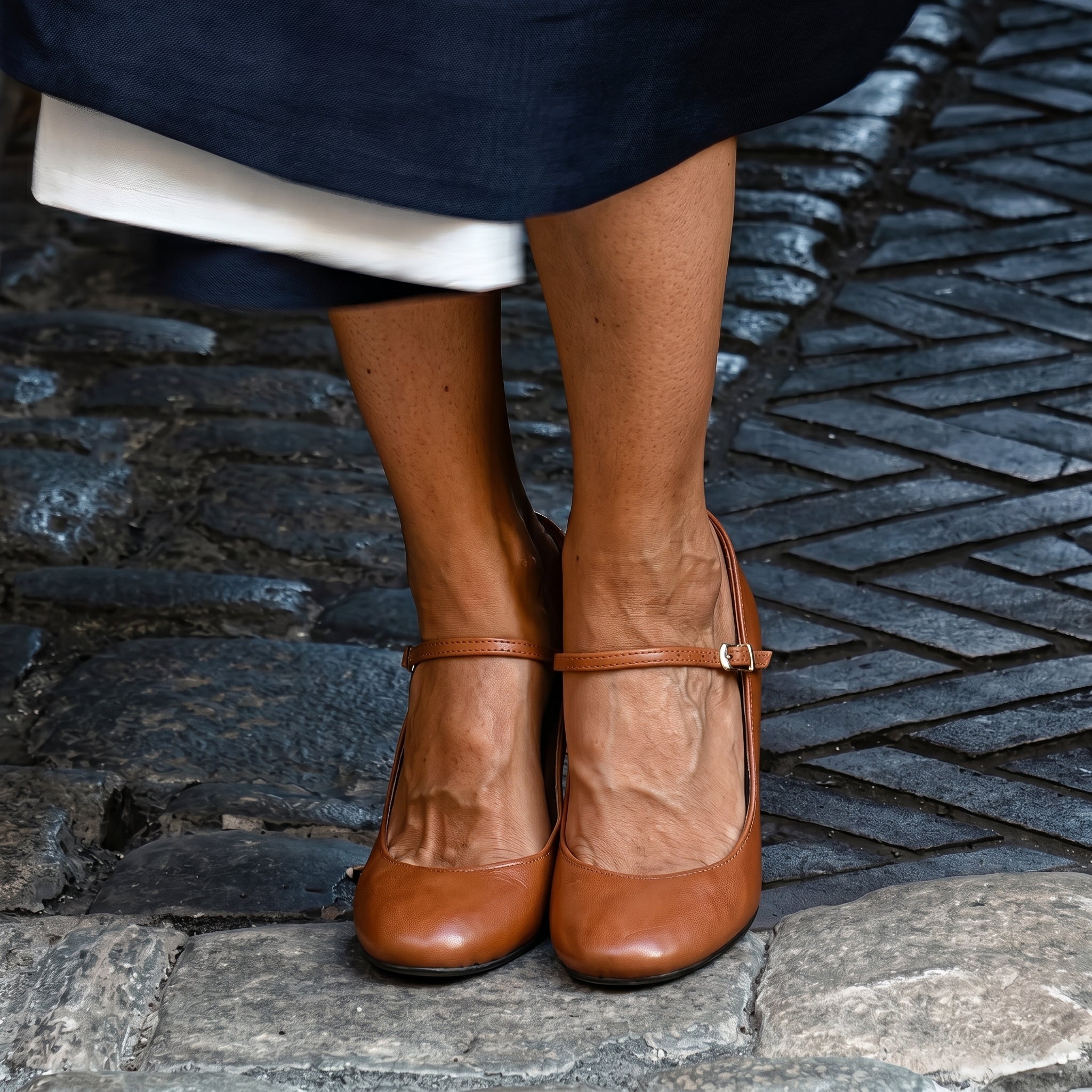 Eliza - Women's Mary Jane Block Heel Pumps with Buckle Strap - Sandals - Brown - Davies & Cooper