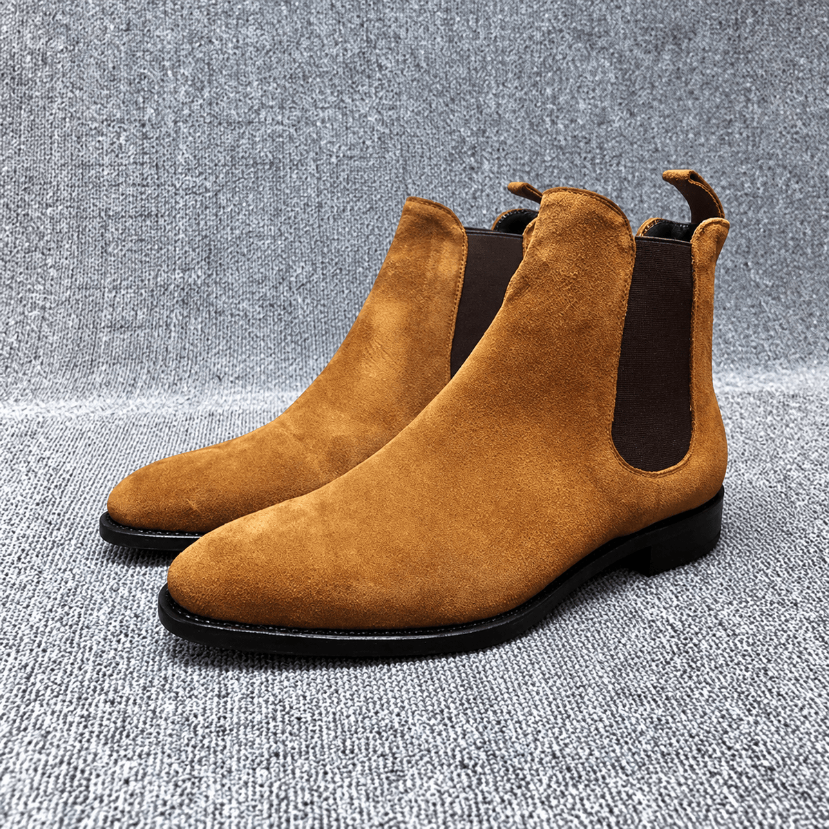 Freddie - Men's Suede Chelsea Boots with Stacked Heel - Boots - Yellow - Davies & Cooper