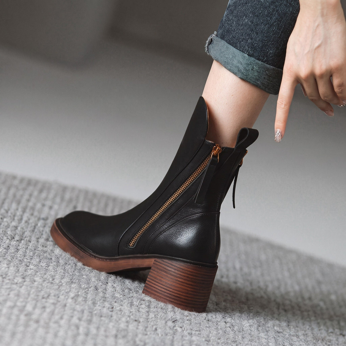 Freya - Women's Pointed Toe Block Heel Ankle Boots with Zip Fastening - Boots - Black - Davies & Cooper