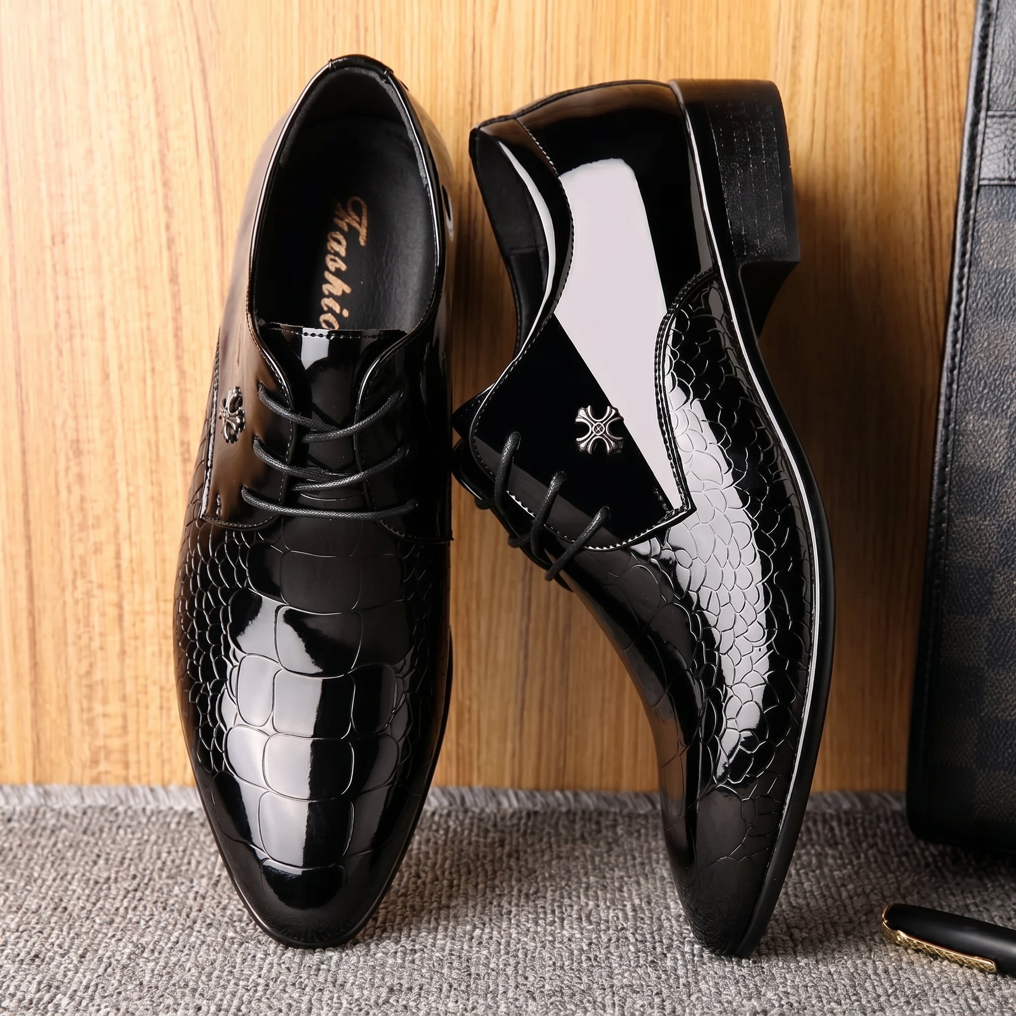 Harrison - Men's Glossy Pointed Toe Lace-Up Wedding Shoes - Shoes - Black - Davies & Cooper