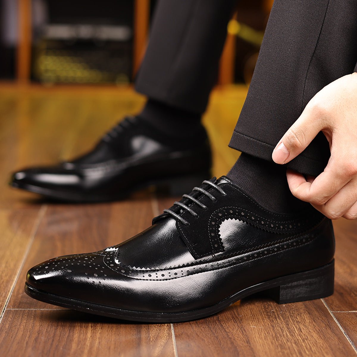 Henry - Men's Wingtip Brogue Derby Shoes with Lace-Up Closure - Shoes - Black - Davies & Cooper